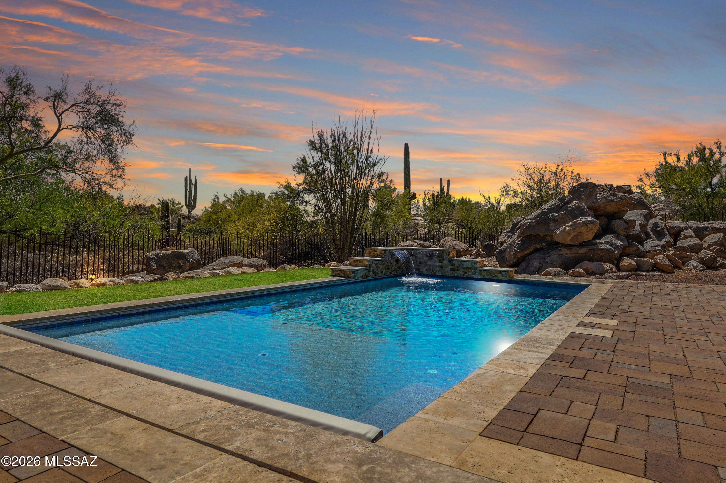 Meritage At Stone Canyon VIII - Residential