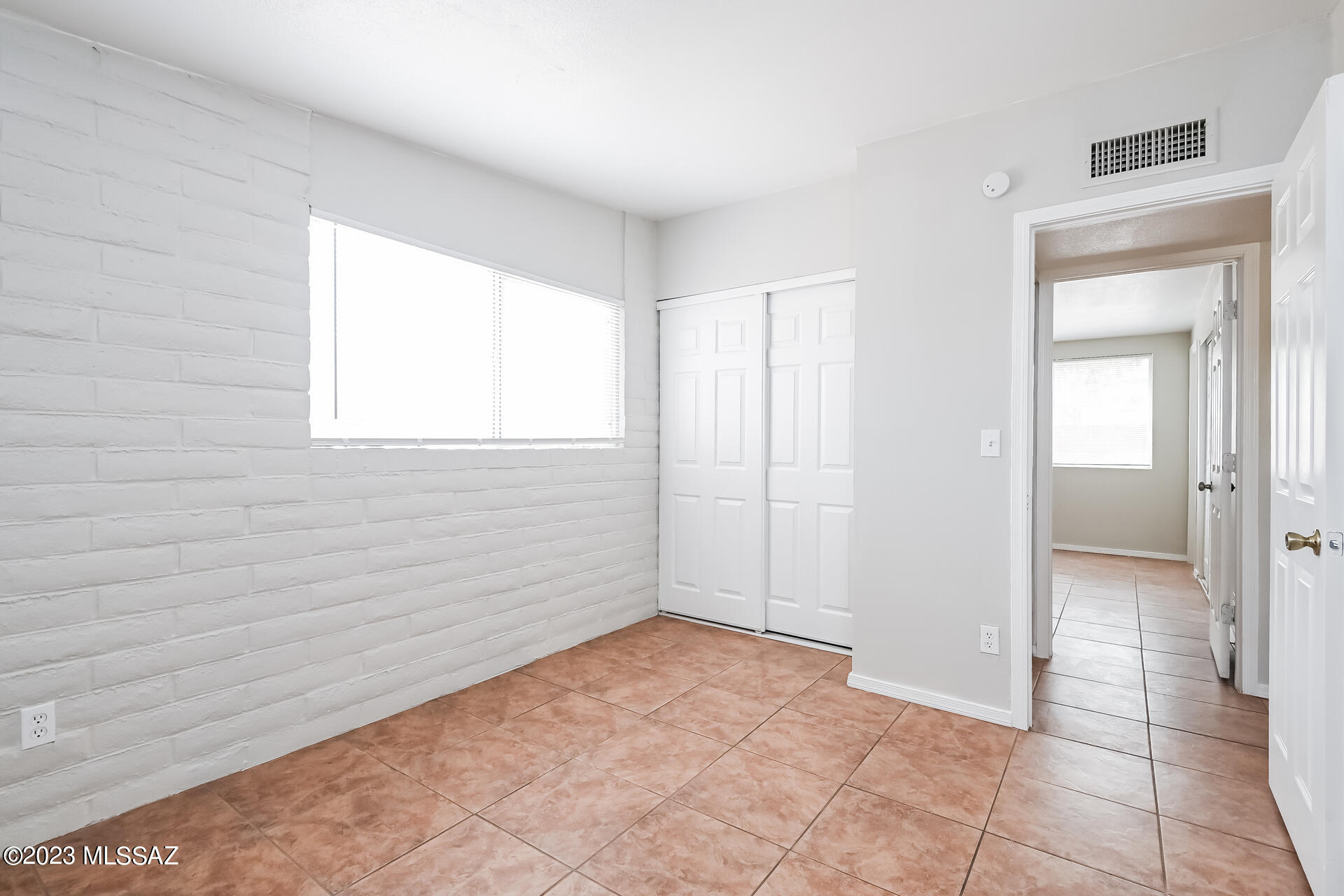 Lakecrest NO. 1 - Residential Lease