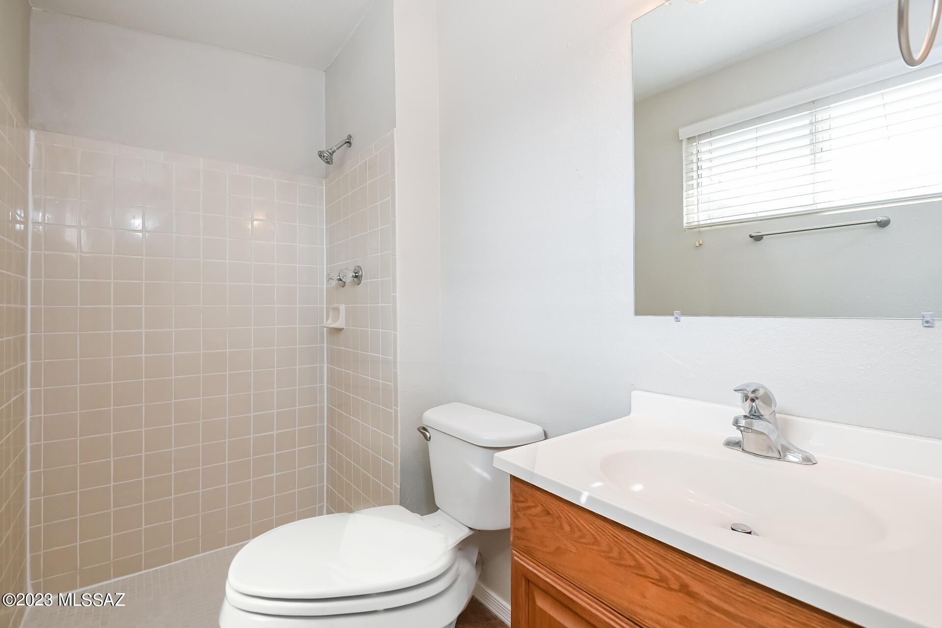 Lakecrest NO. 1 - Residential Lease