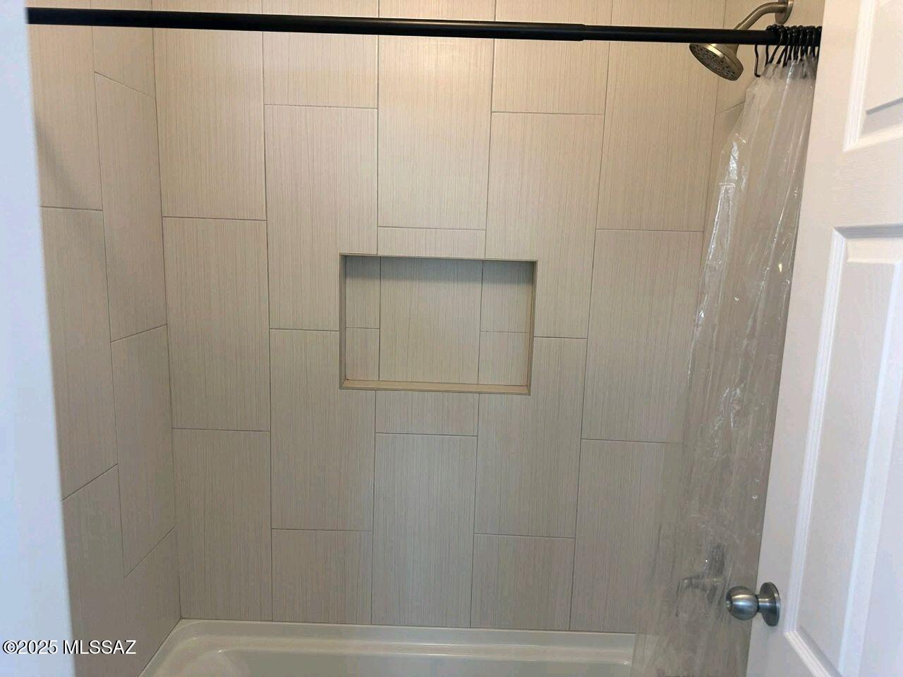 Copper Star Condominium Units 101-143 & 201-243 - Residential Lease