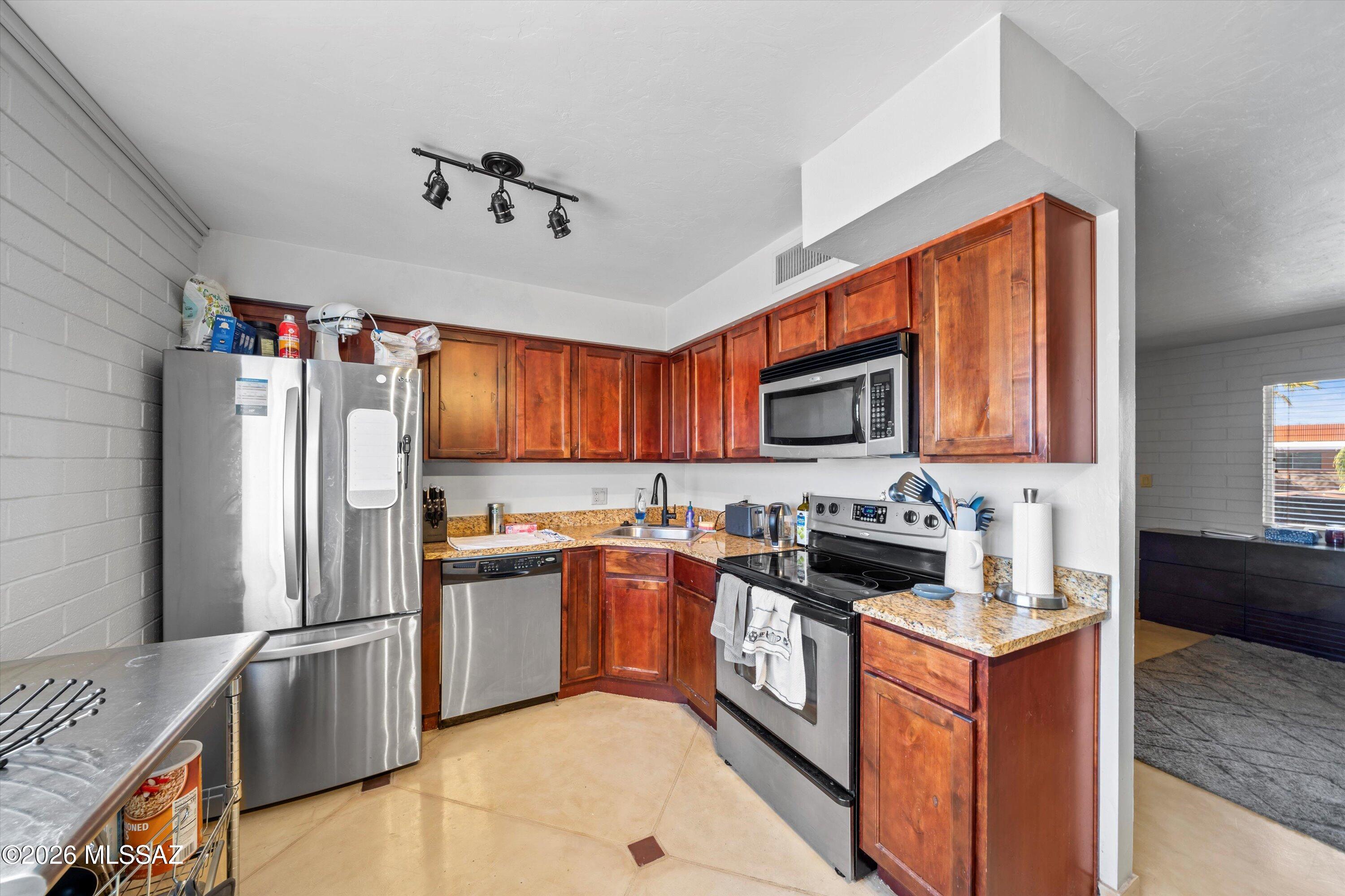 55 N Cherry Avenue UNIT 205