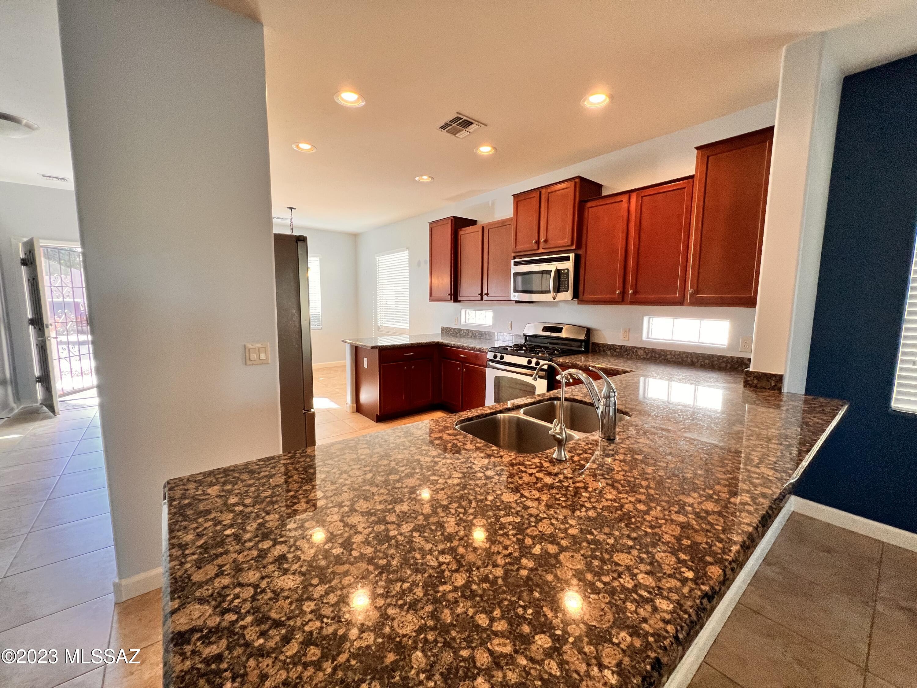 Oasis Hills - Residential Lease