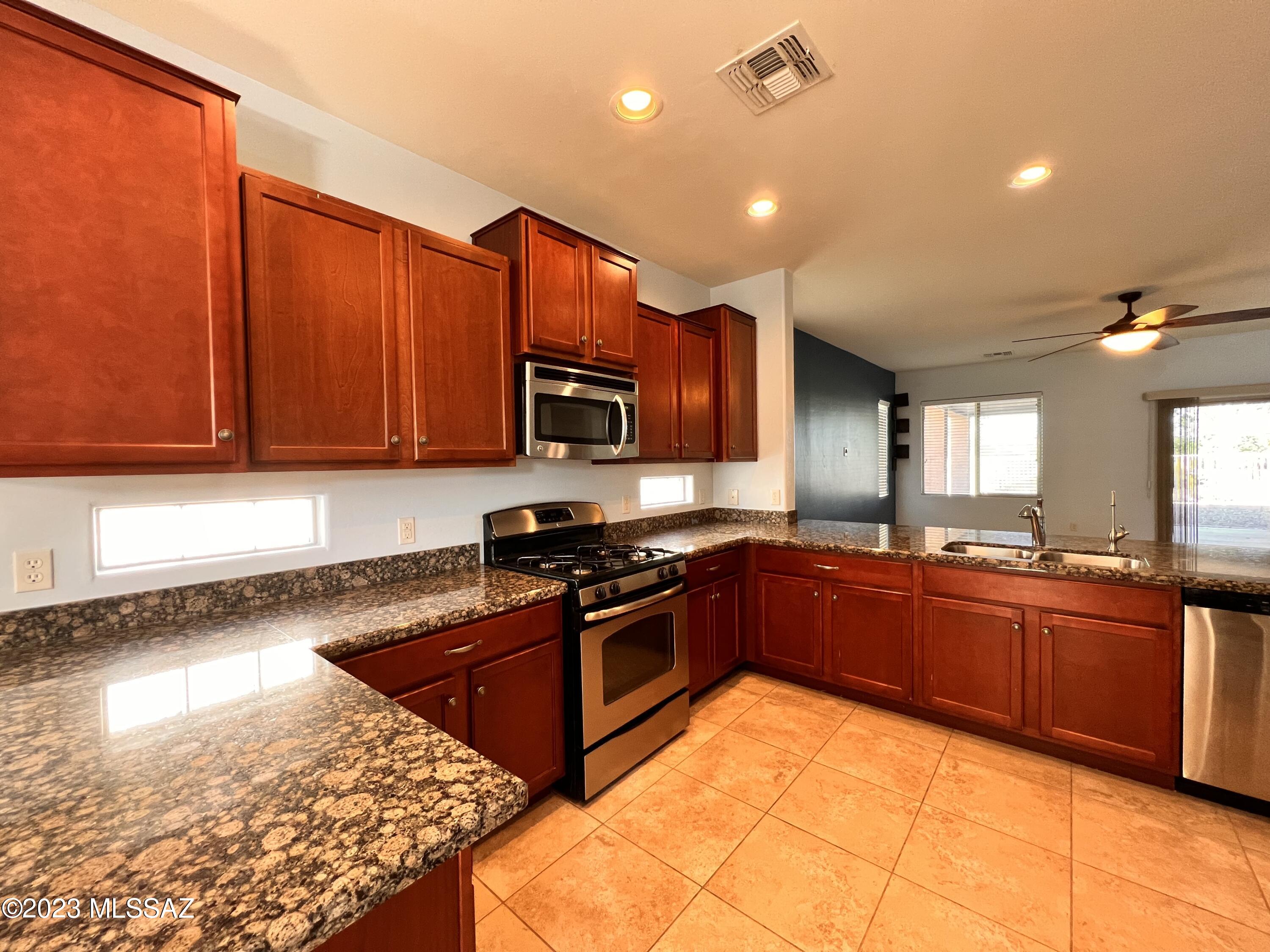 Oasis Hills - Residential Lease