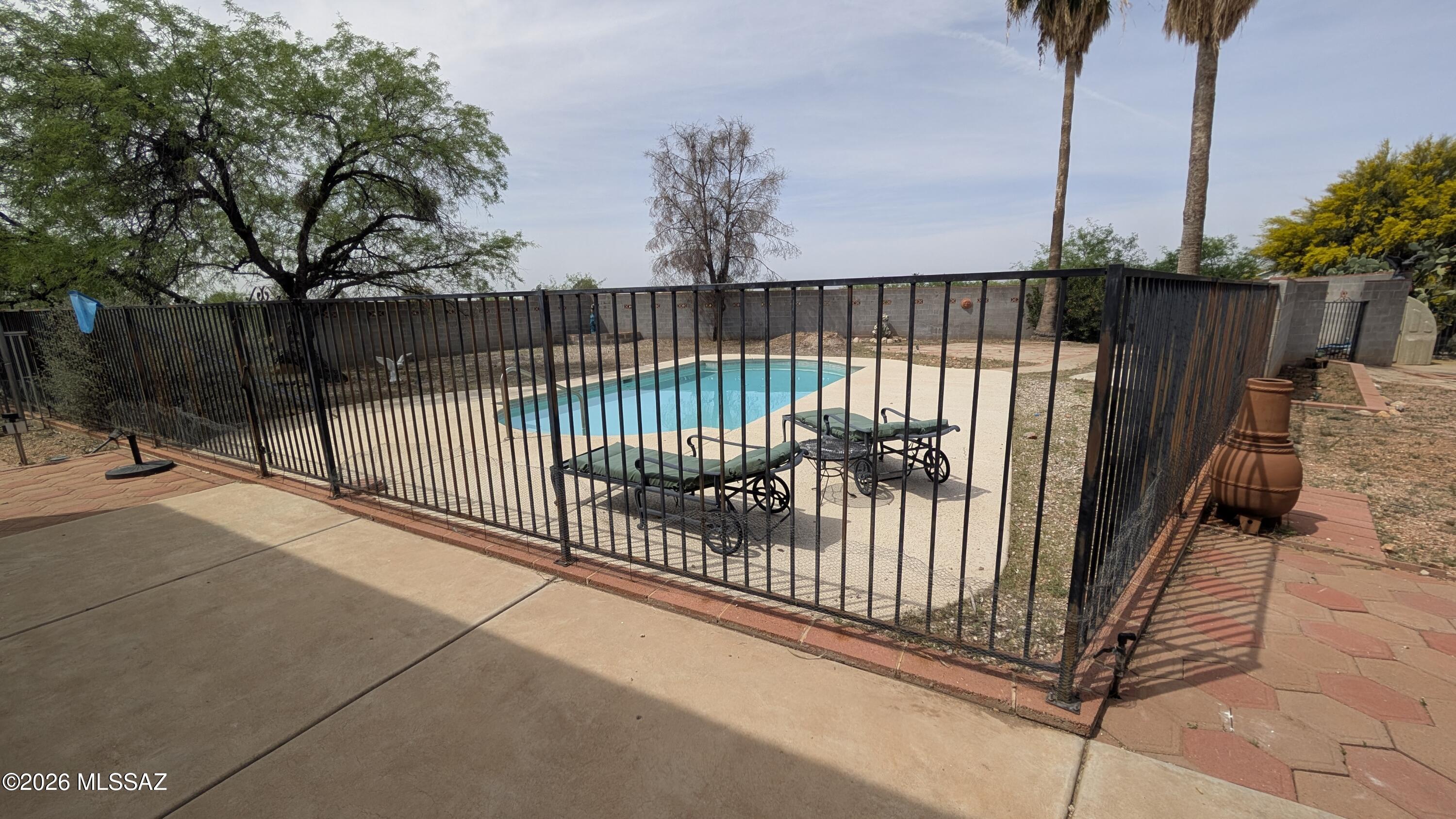 Unsubdivided - Residential Lease