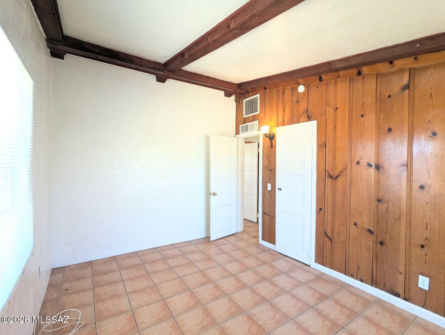 2226 N Euclid Avenue