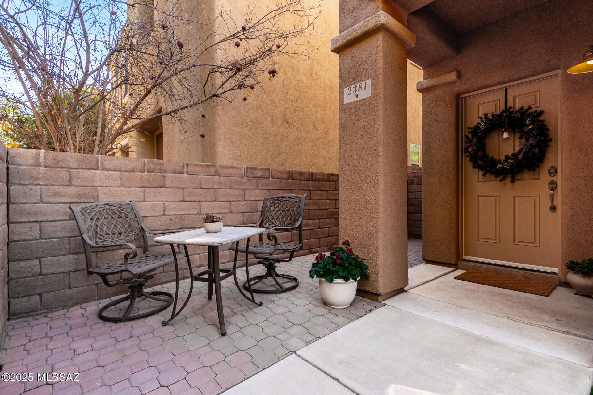 2381 E Autumn Flower Drive