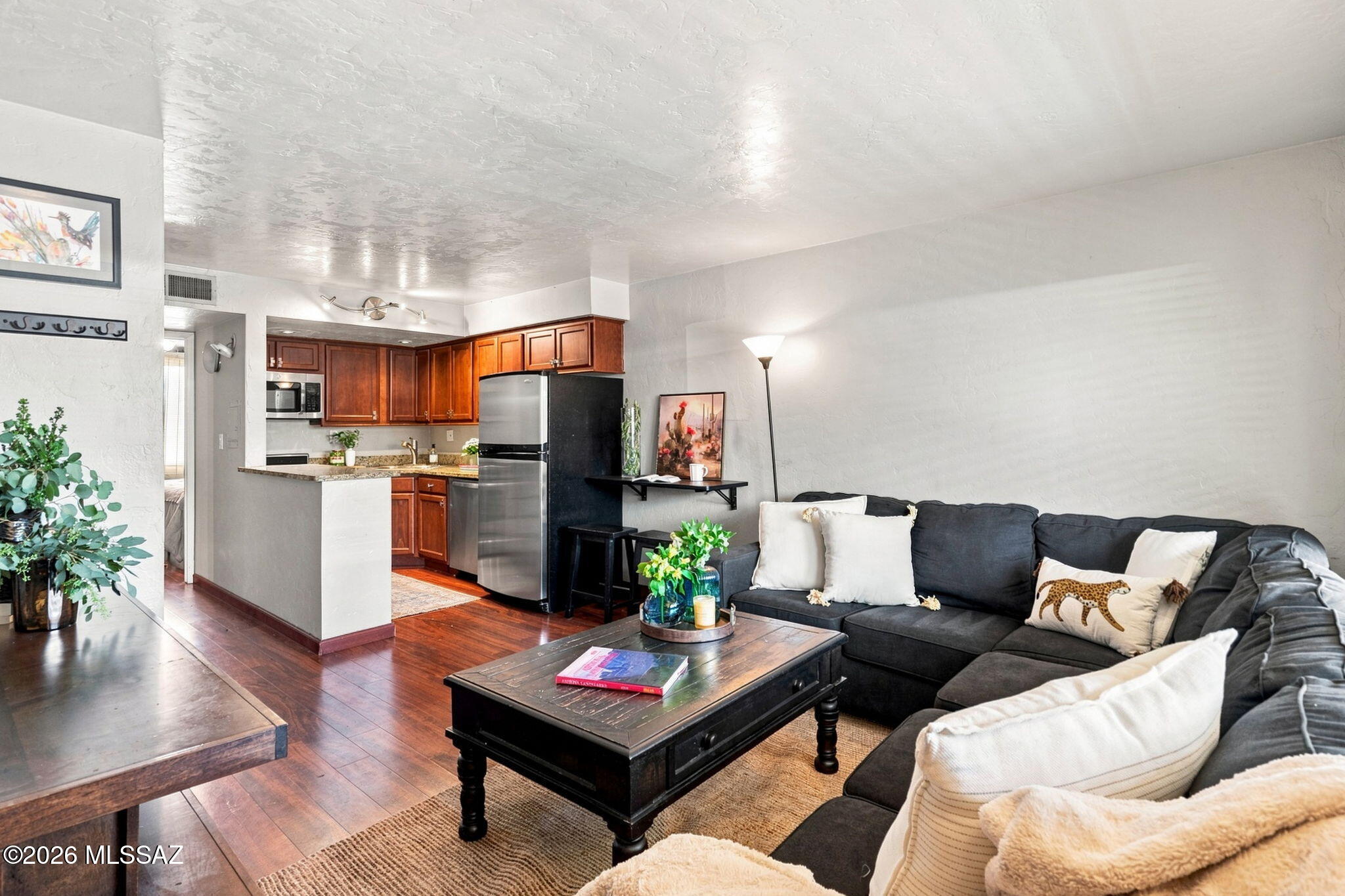 55 N Cherry Avenue 209