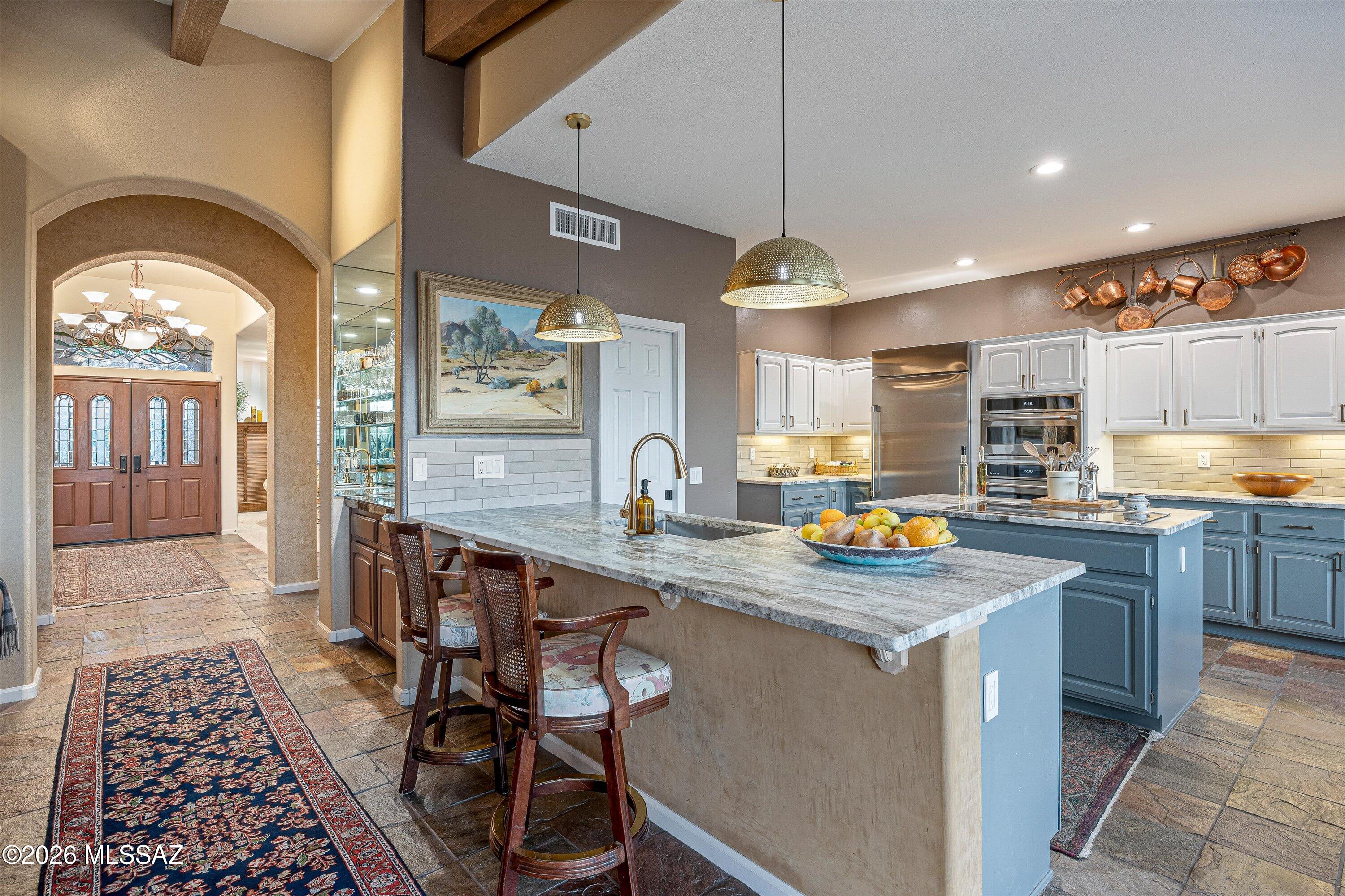65205 E Rose Ridge Court