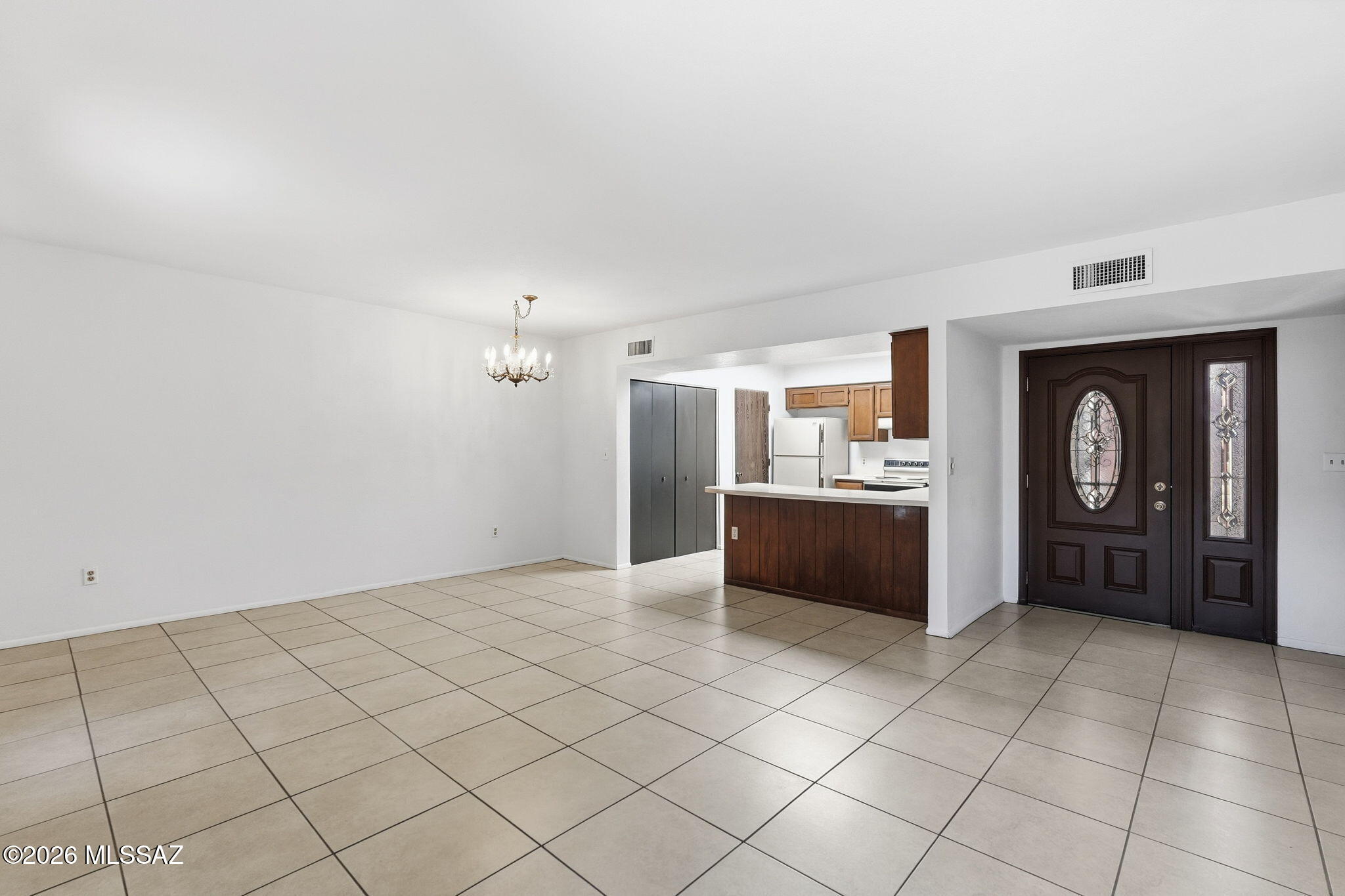 282 E Ponderosa Street