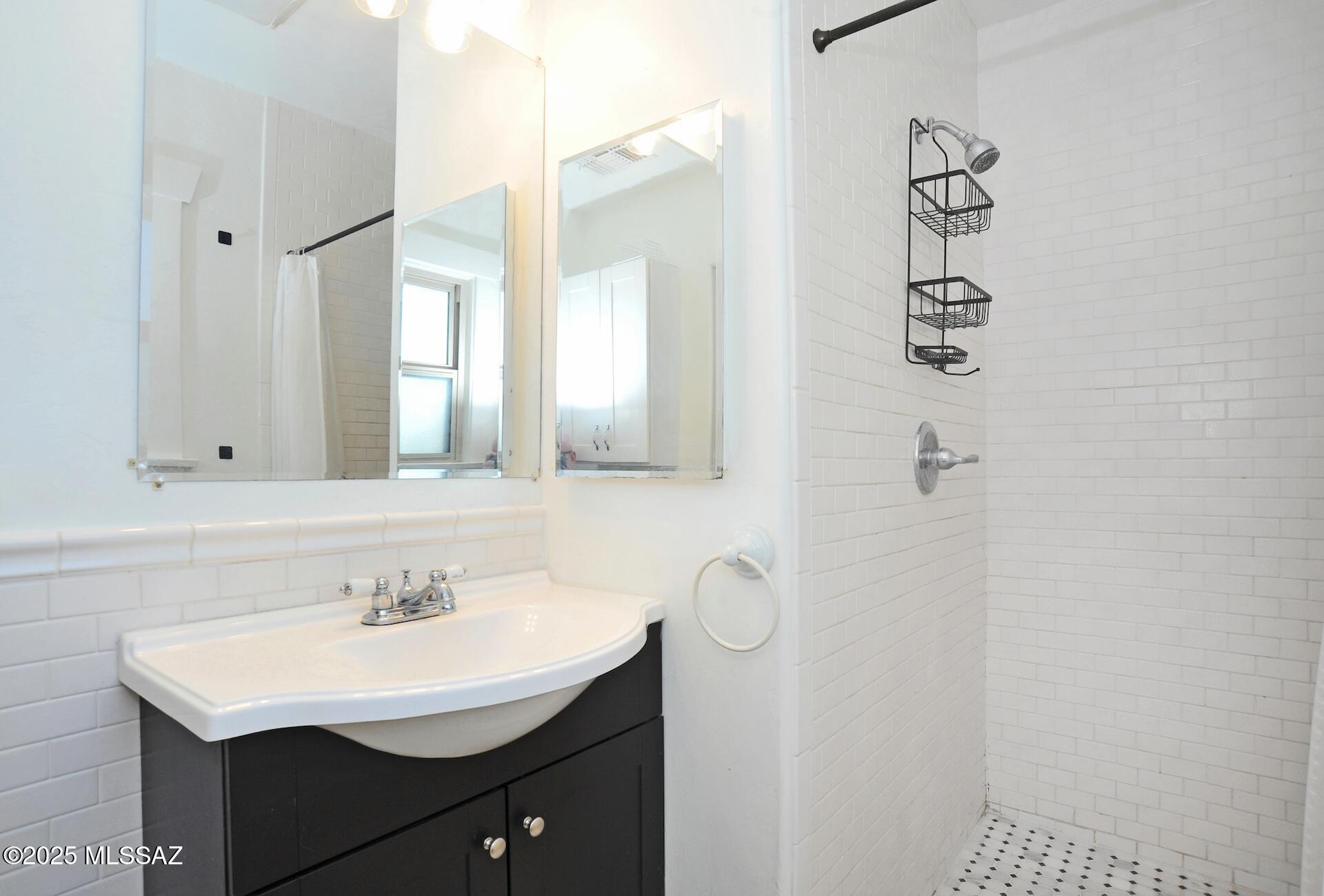 Speedway Heights - Residential Lease