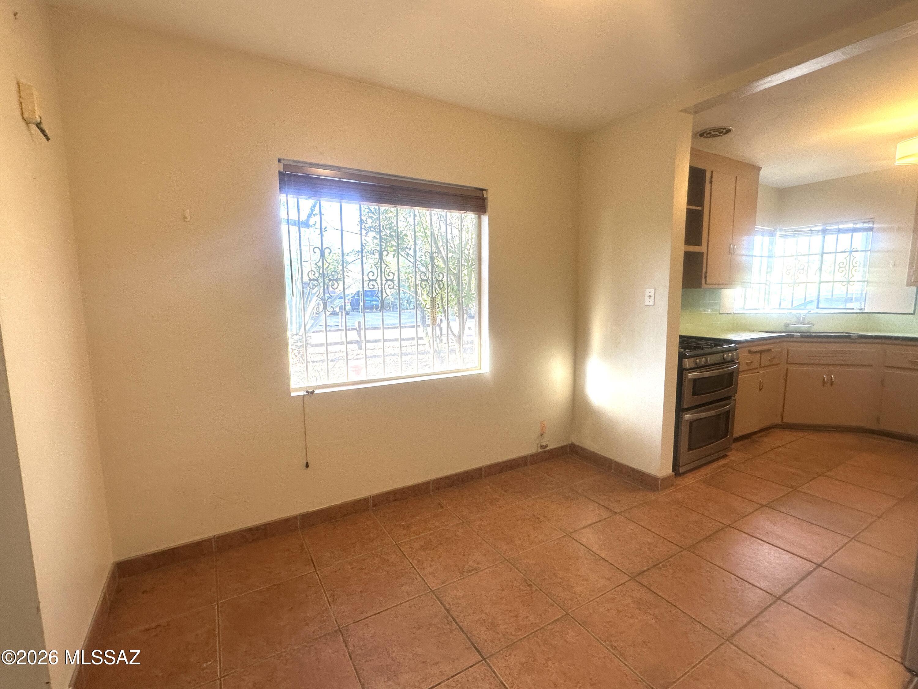 Del Monte Village - Residential