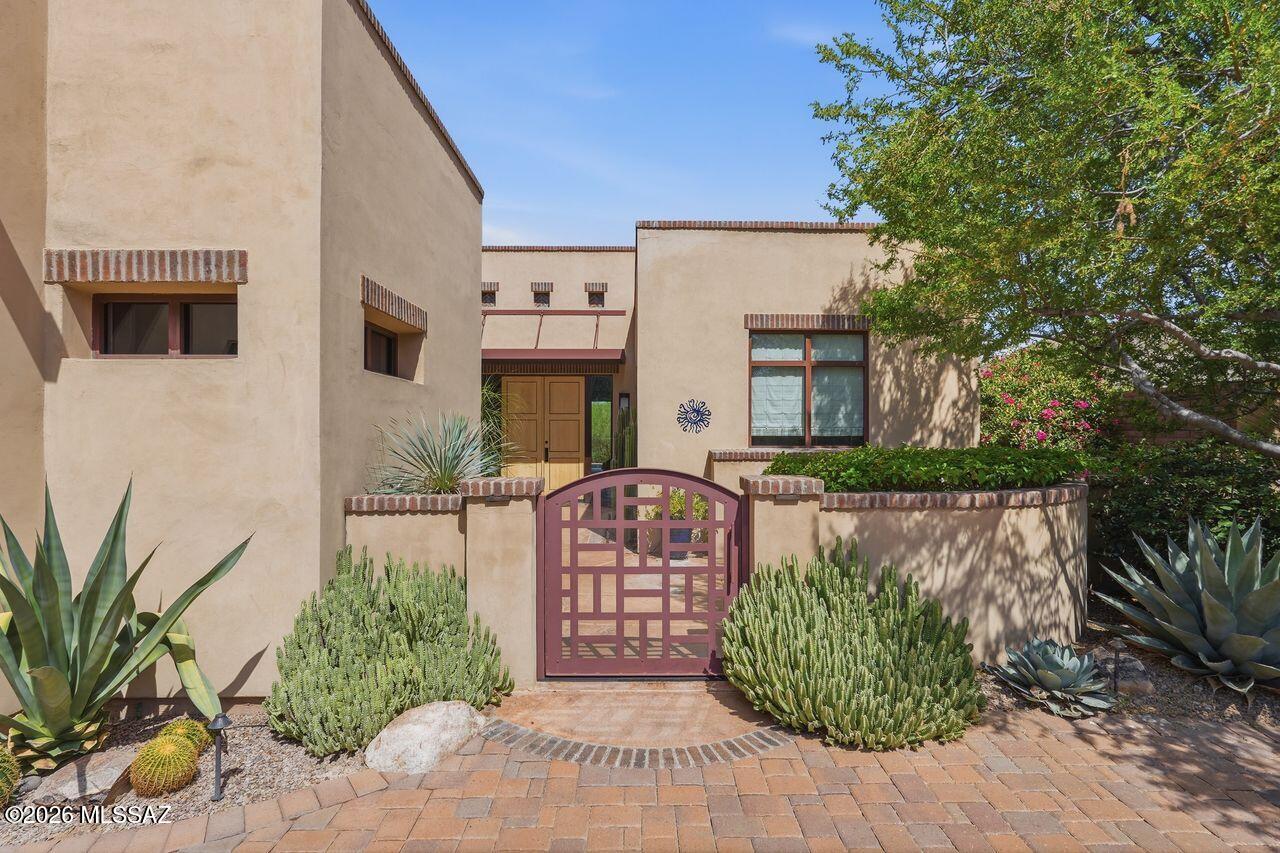 6342 W Sunlit Bridge Place