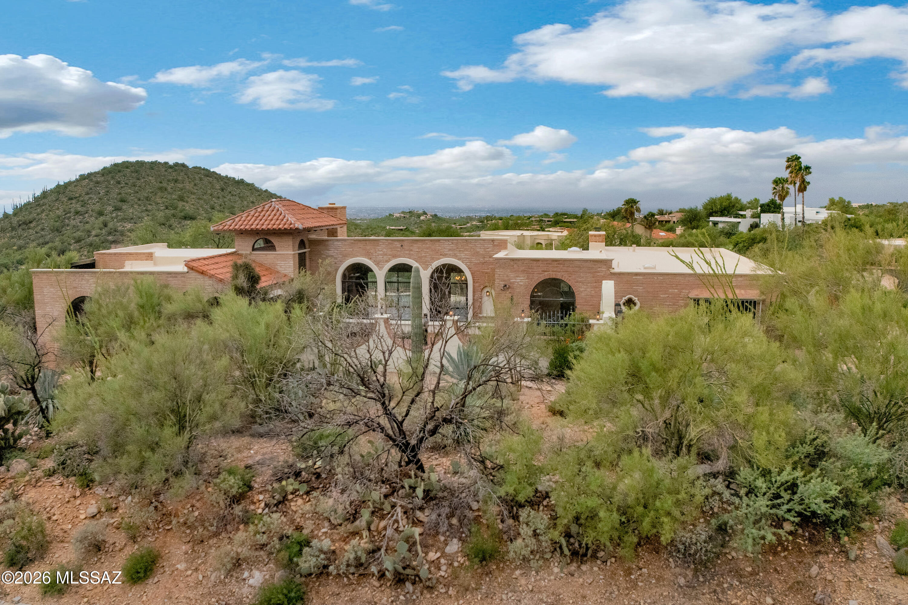 6860 N Terra Vista
