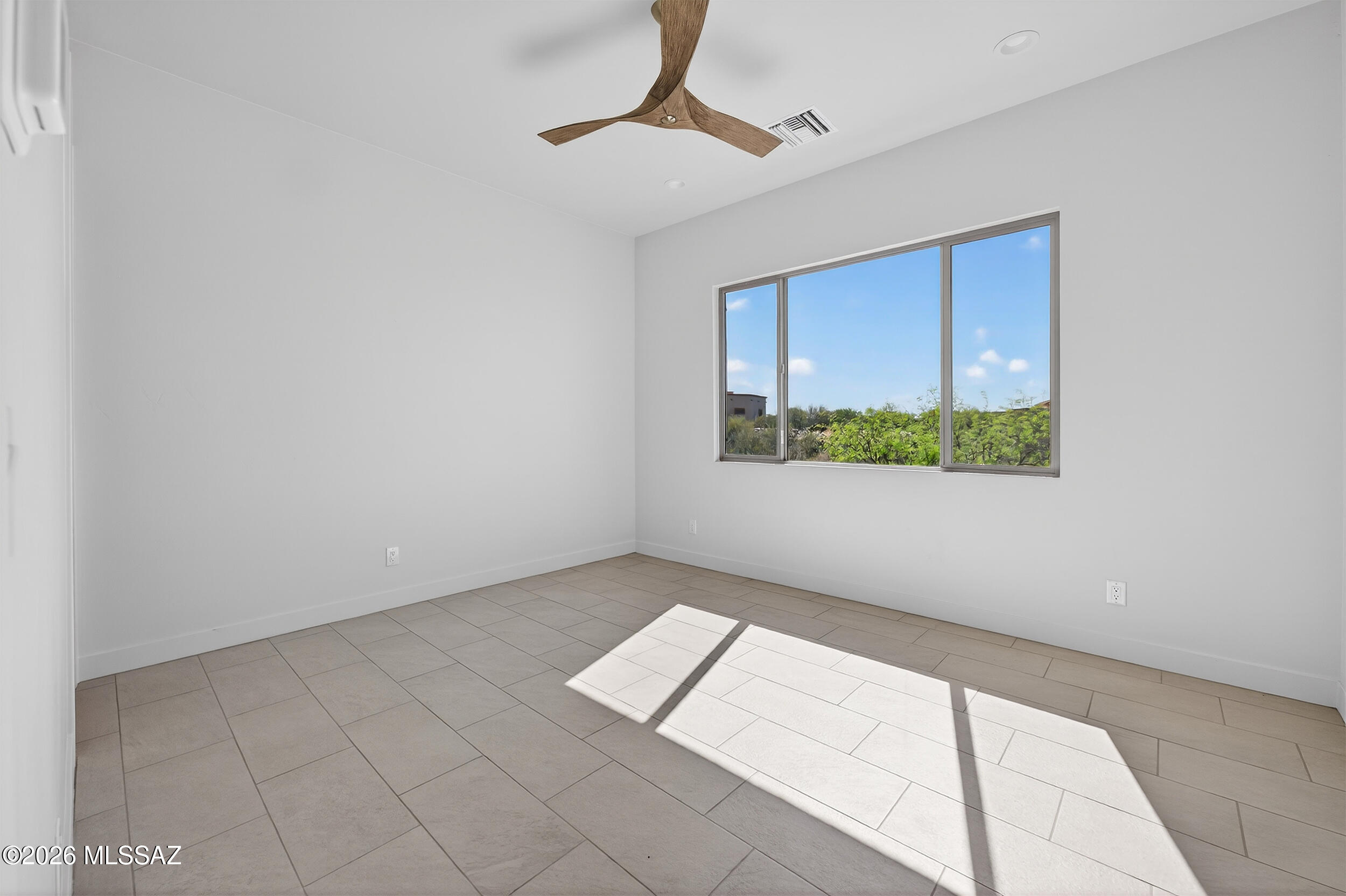 Coyote Creek (1-395) - Residential