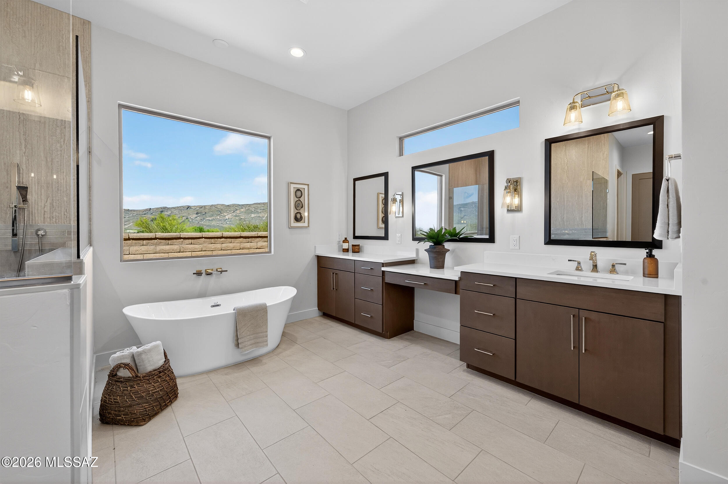 Coyote Creek (1-395) - Residential