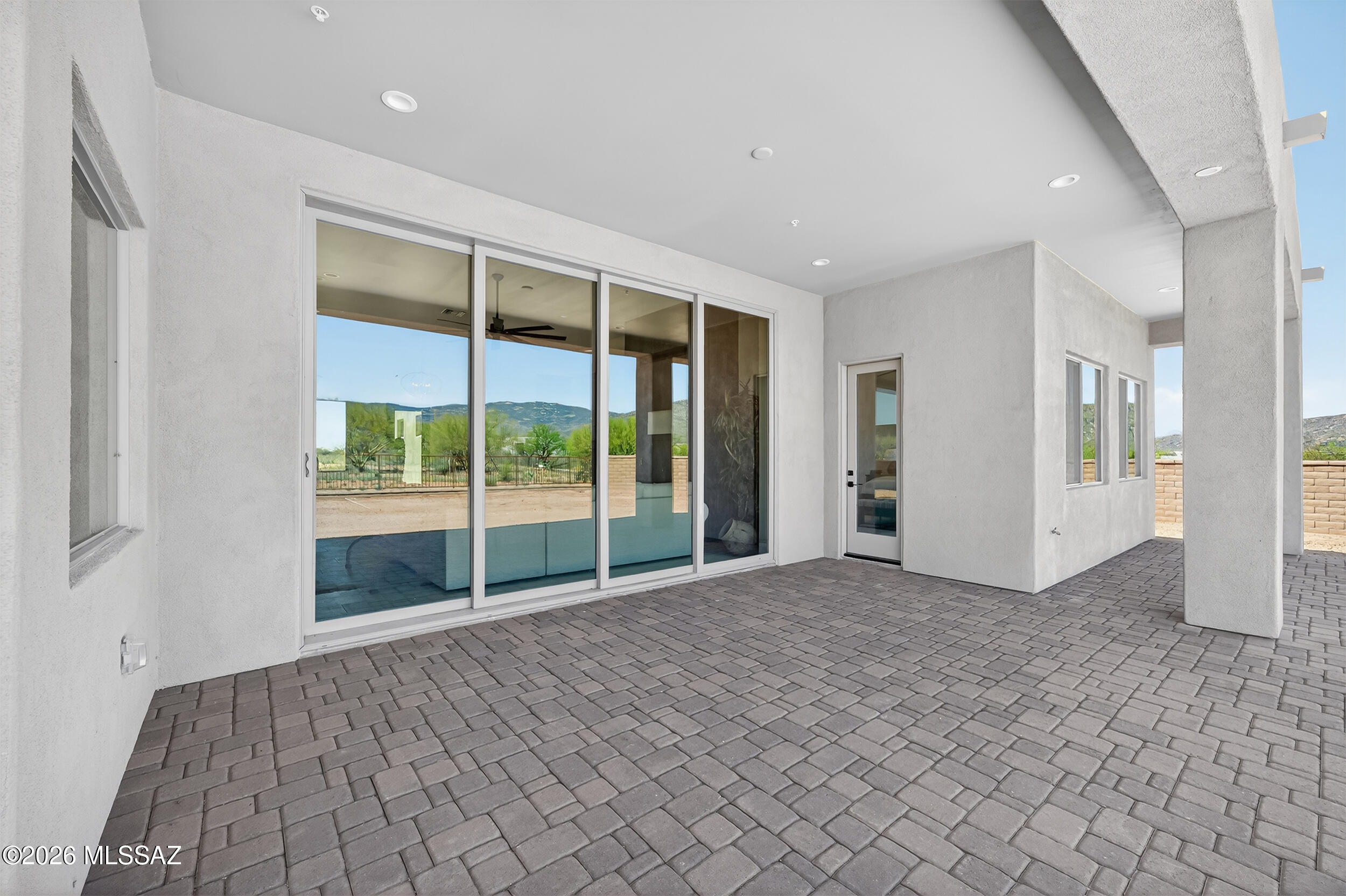 Coyote Creek (1-395) - Residential