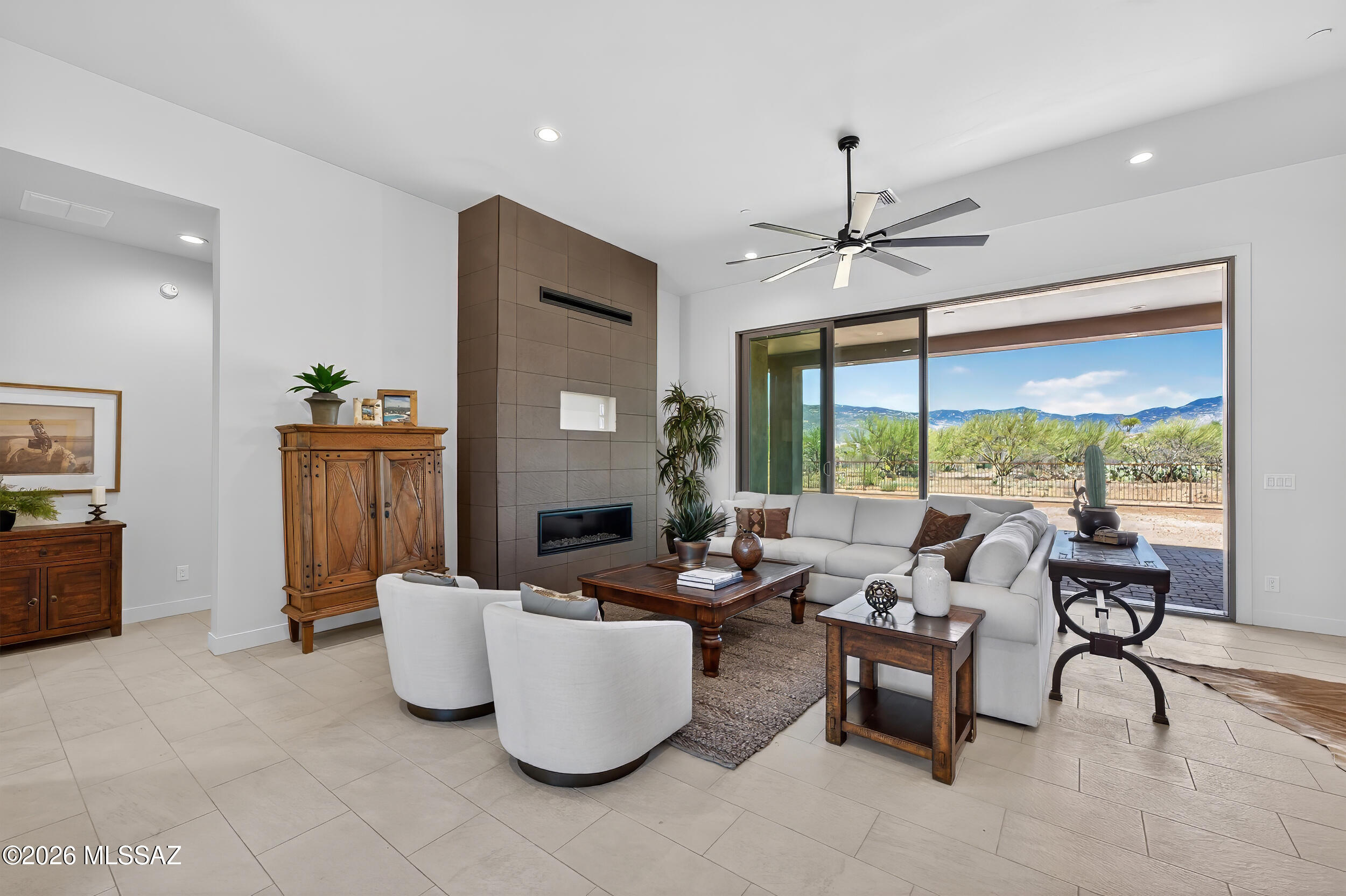 Coyote Creek (1-395) - Residential