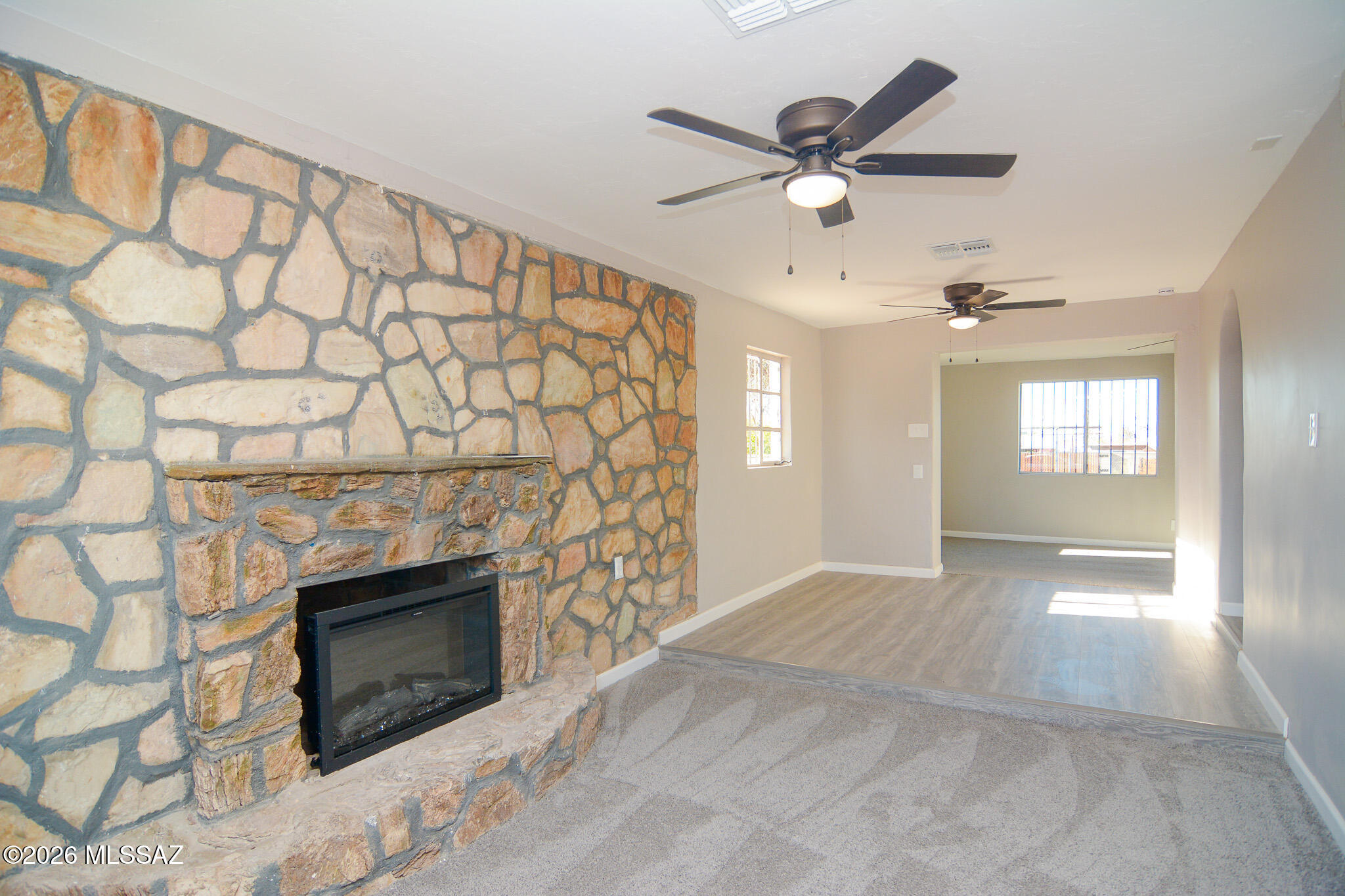 1933 E Granito Vista