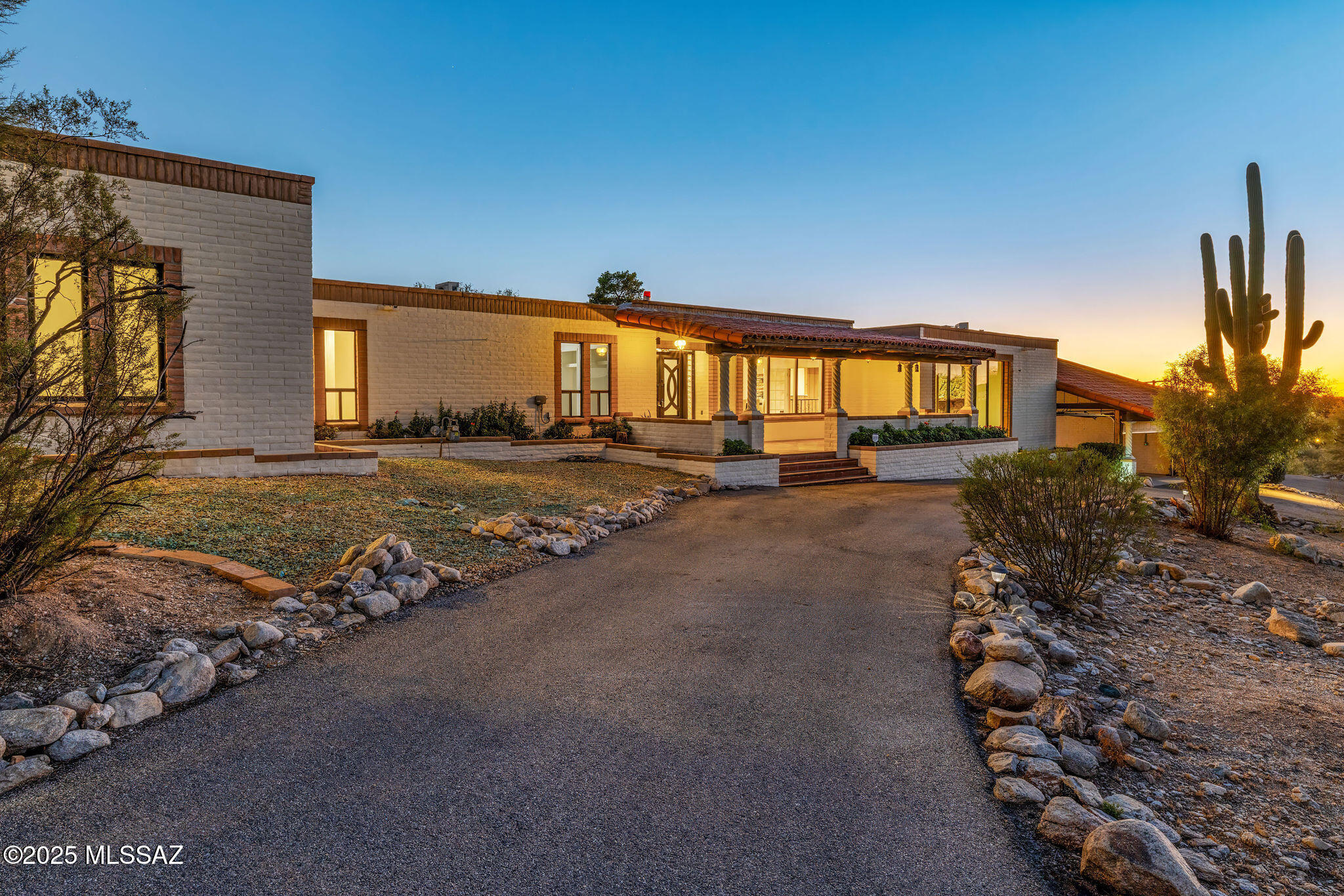 2940 E Camino Juan Paisano