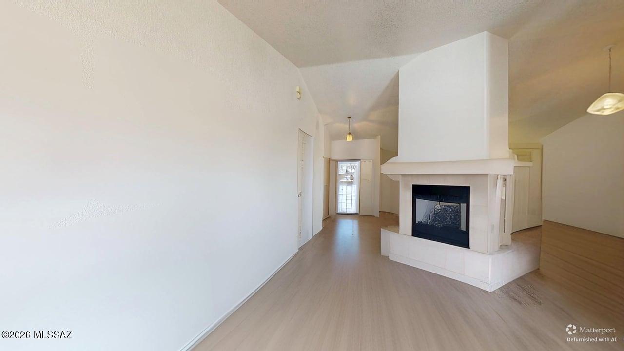 Canyon De Flores Ph 01A - Residential