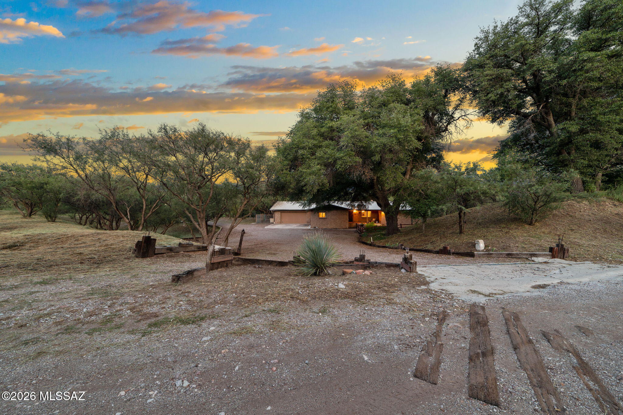 13 Hog Canyon Road