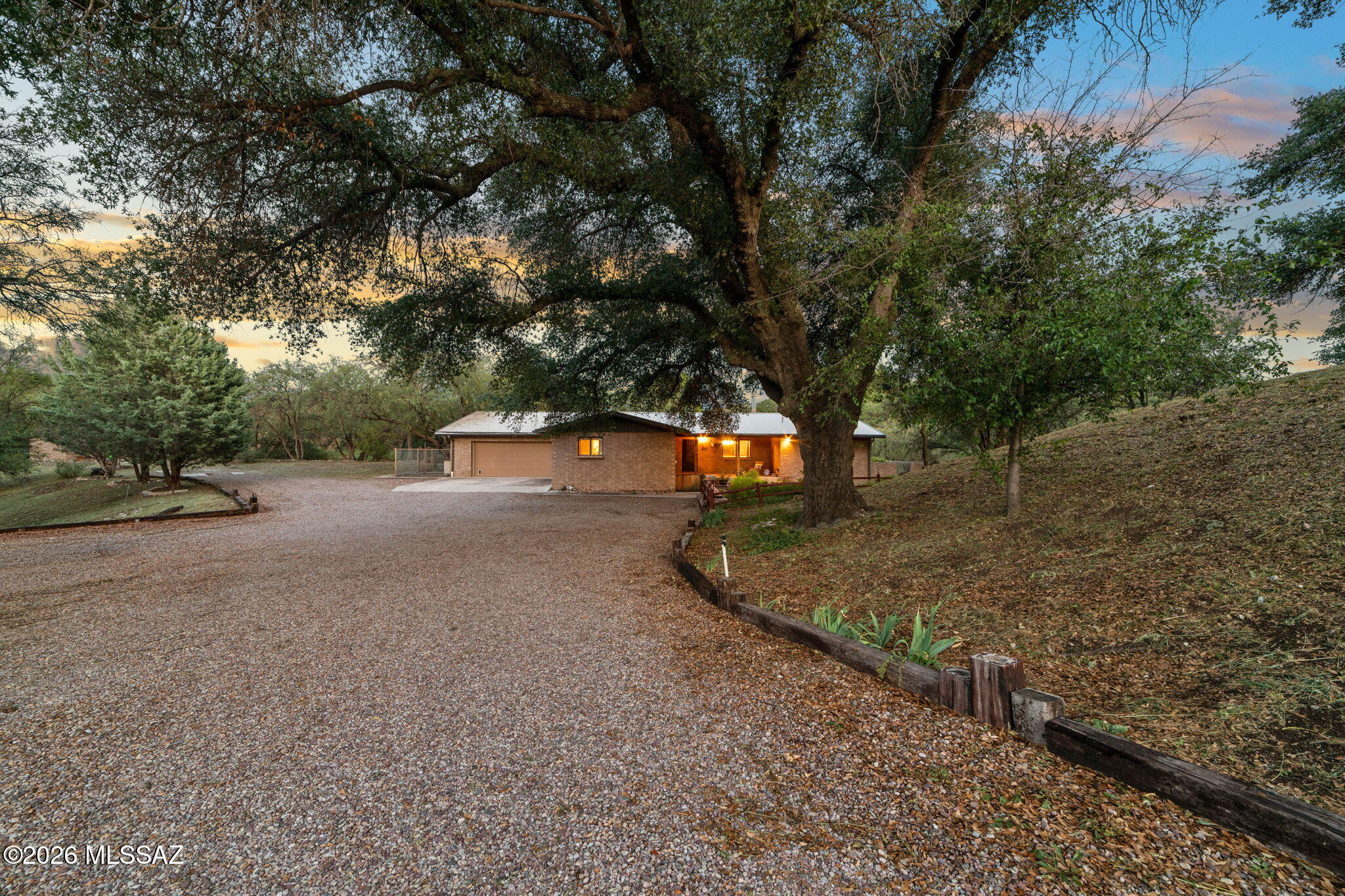 13 Hog Canyon Road