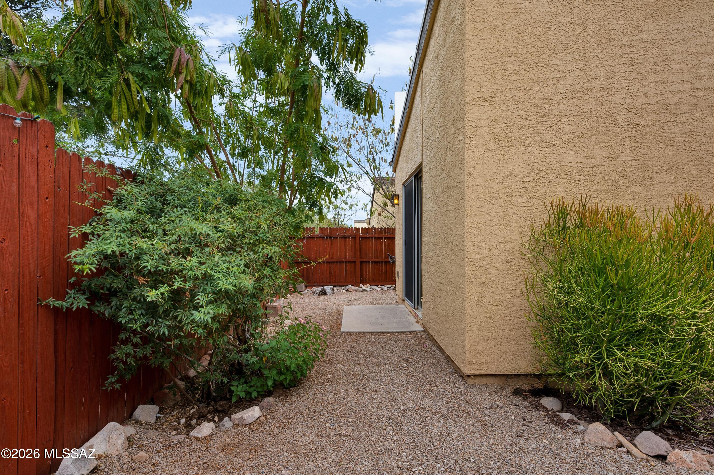 Ladera Brisas Townhouses (1-106) - Residential
