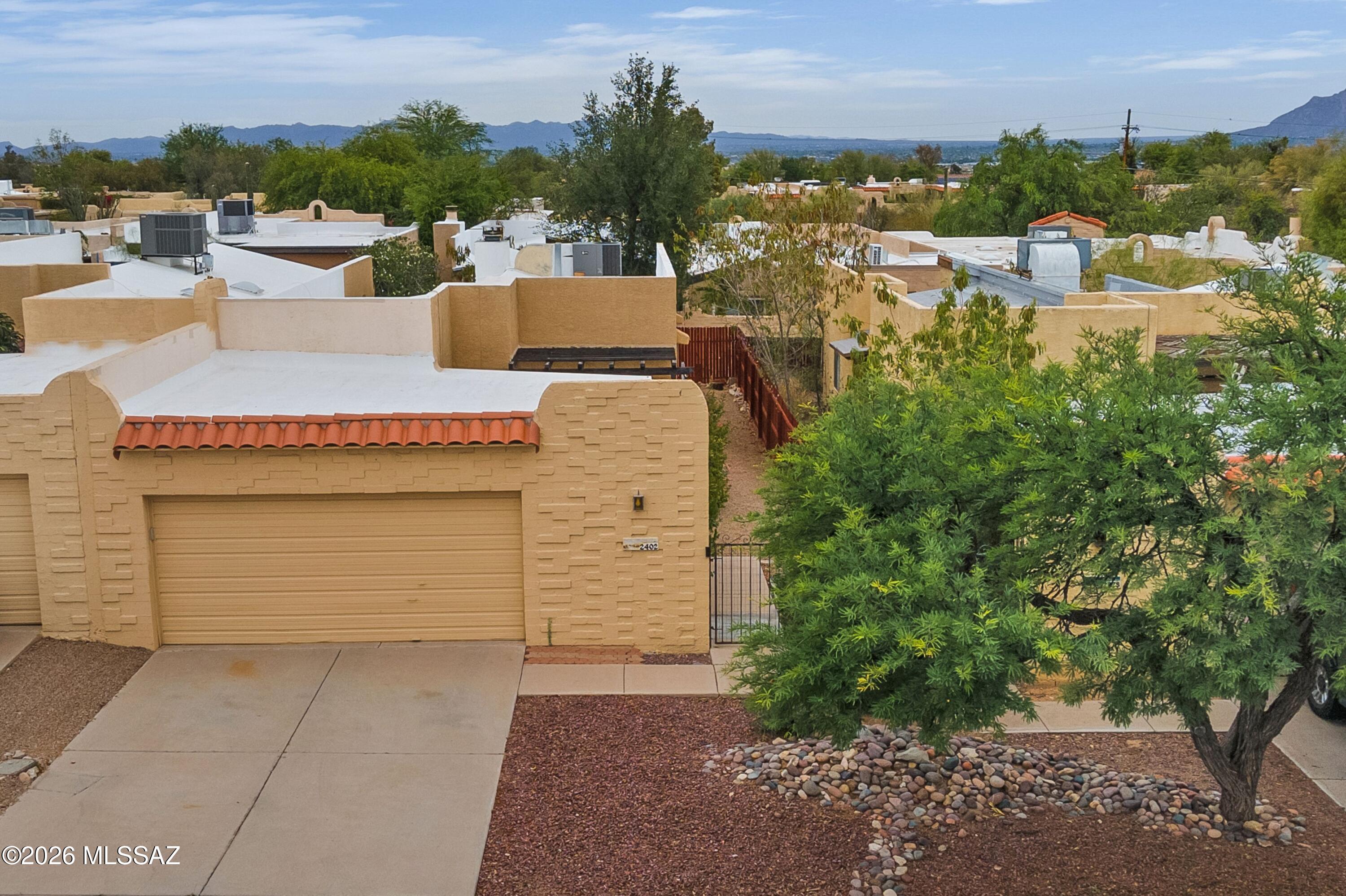 Ladera Brisas Townhouses (1-106) - Residential