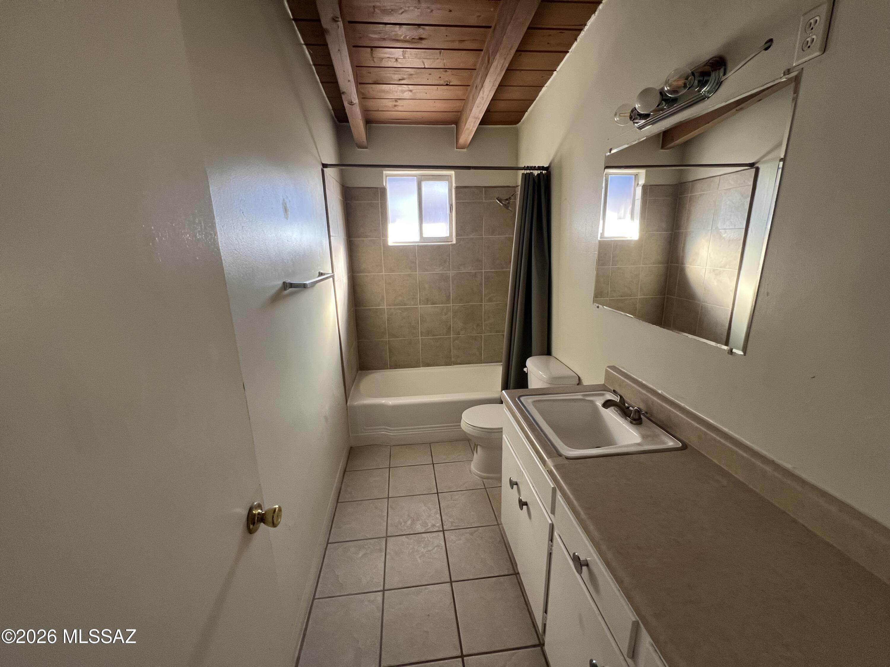 Granada Park - Residential Lease