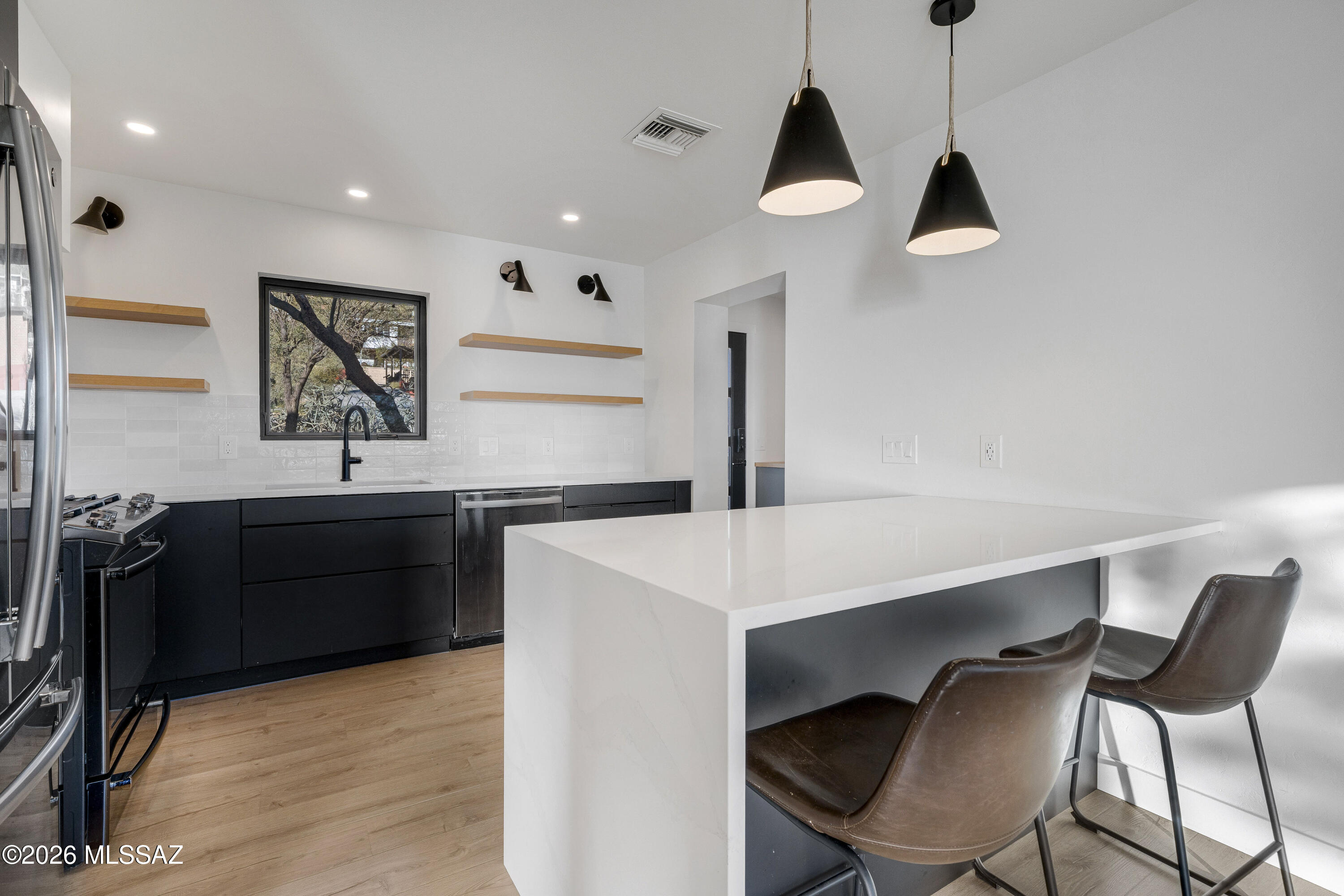 237 S Bella Vista Drive