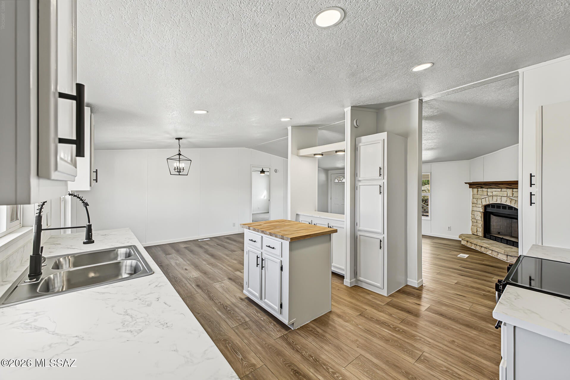 3314 W Navajo Trail