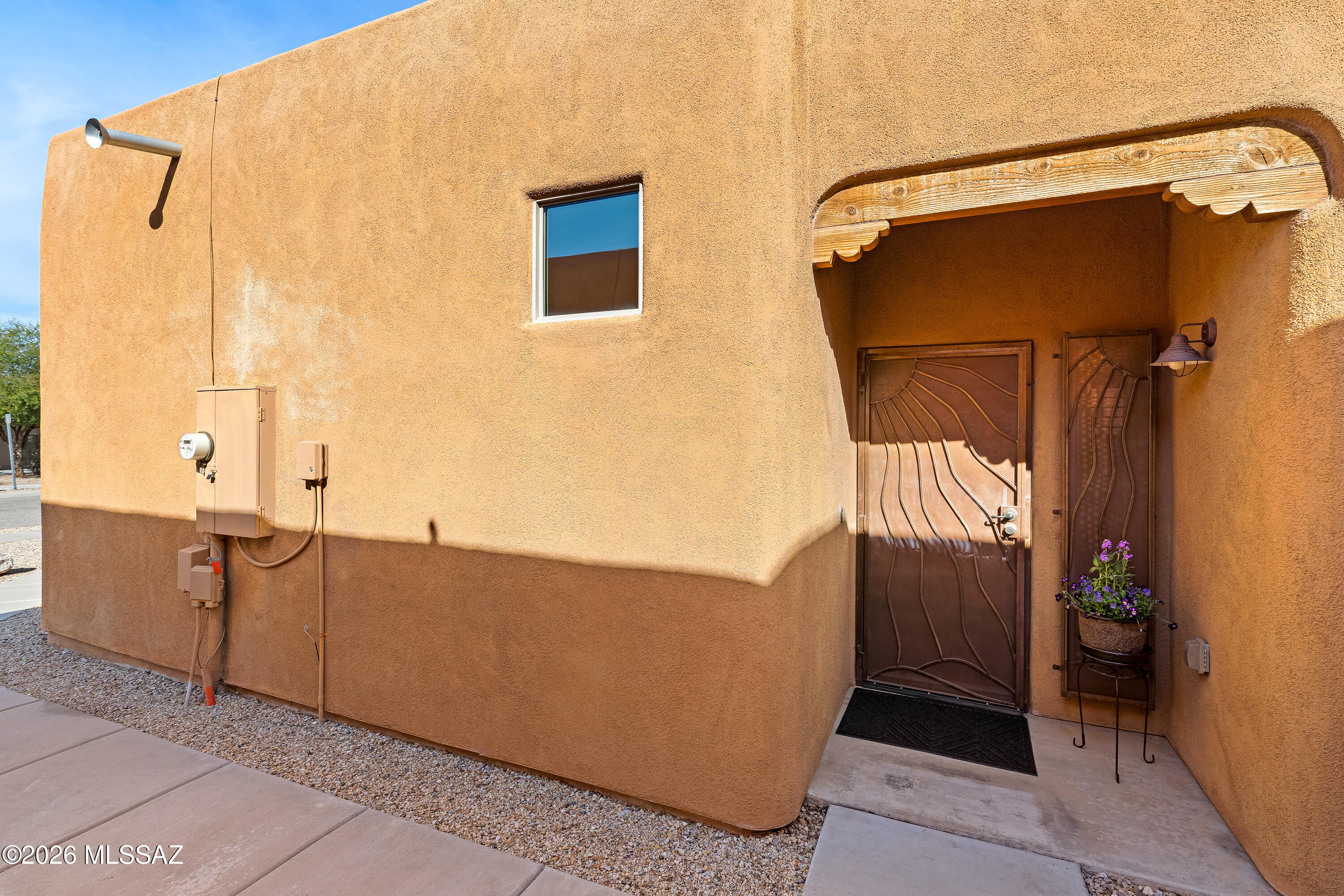 3311 S Lakeside View Drive