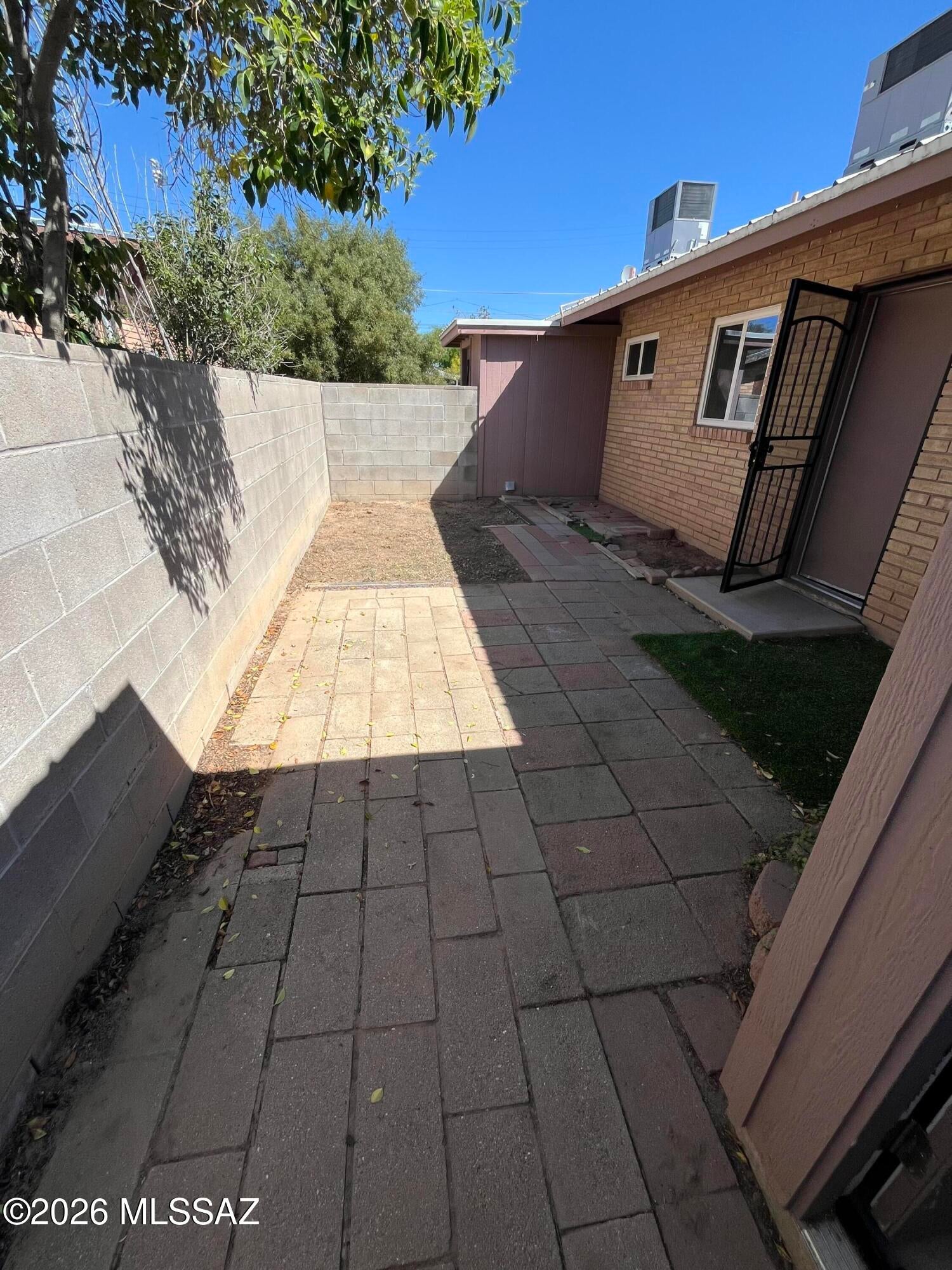 97 W Windsor Street