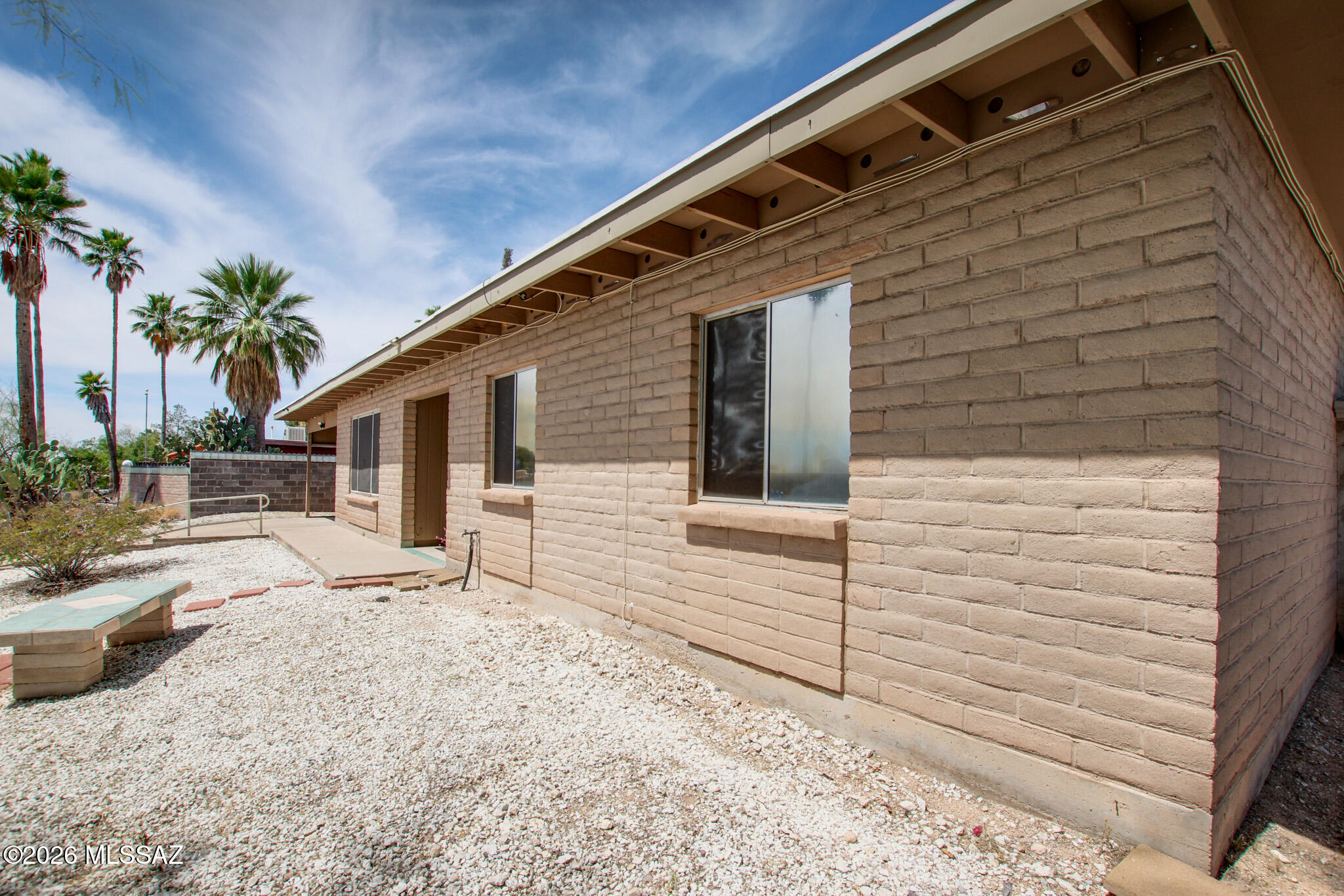 9631 E Myra Drive