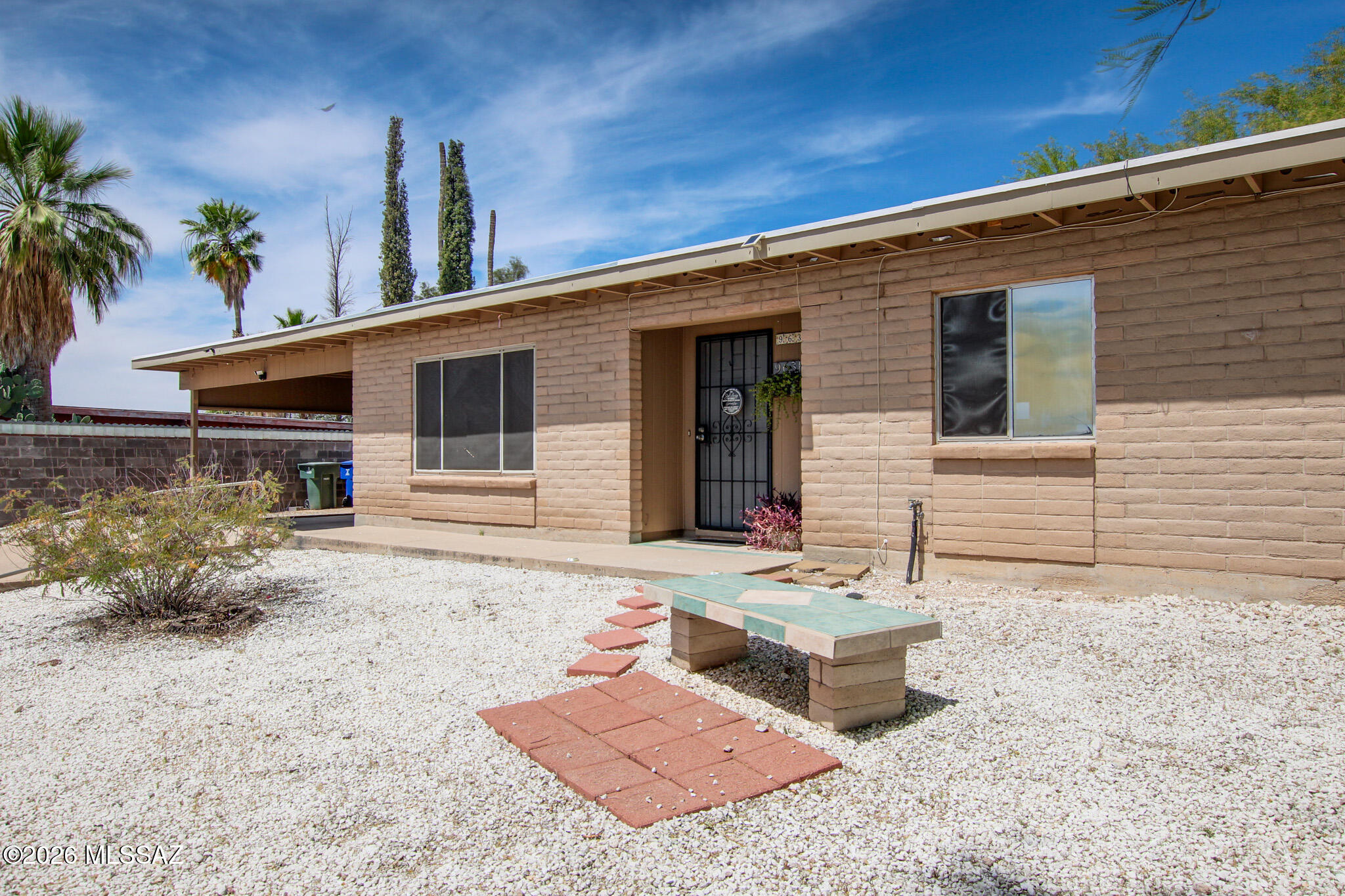 9631 E Myra Drive