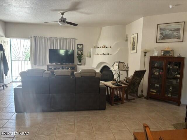 1221 N Linda Vista Place