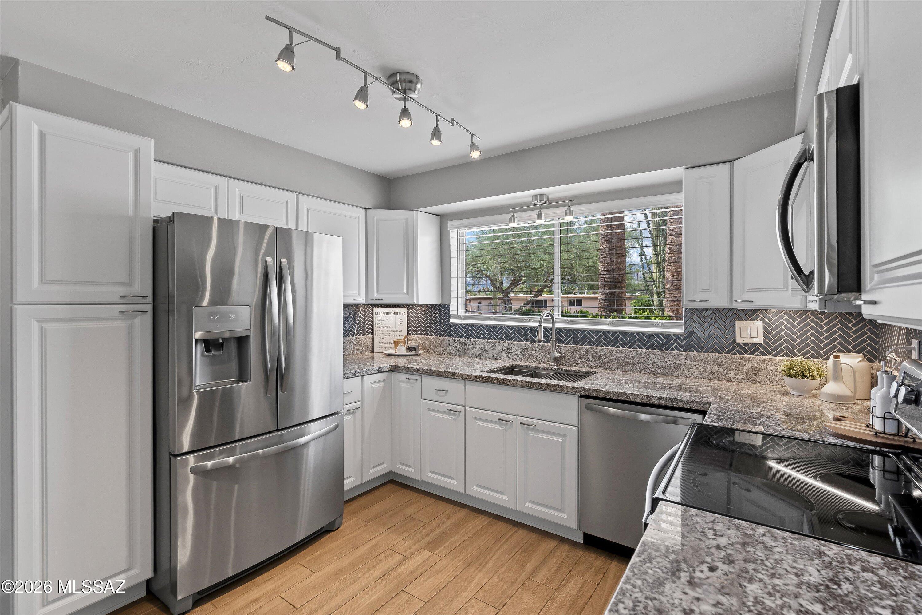 Silver Shadows Estates - Residential