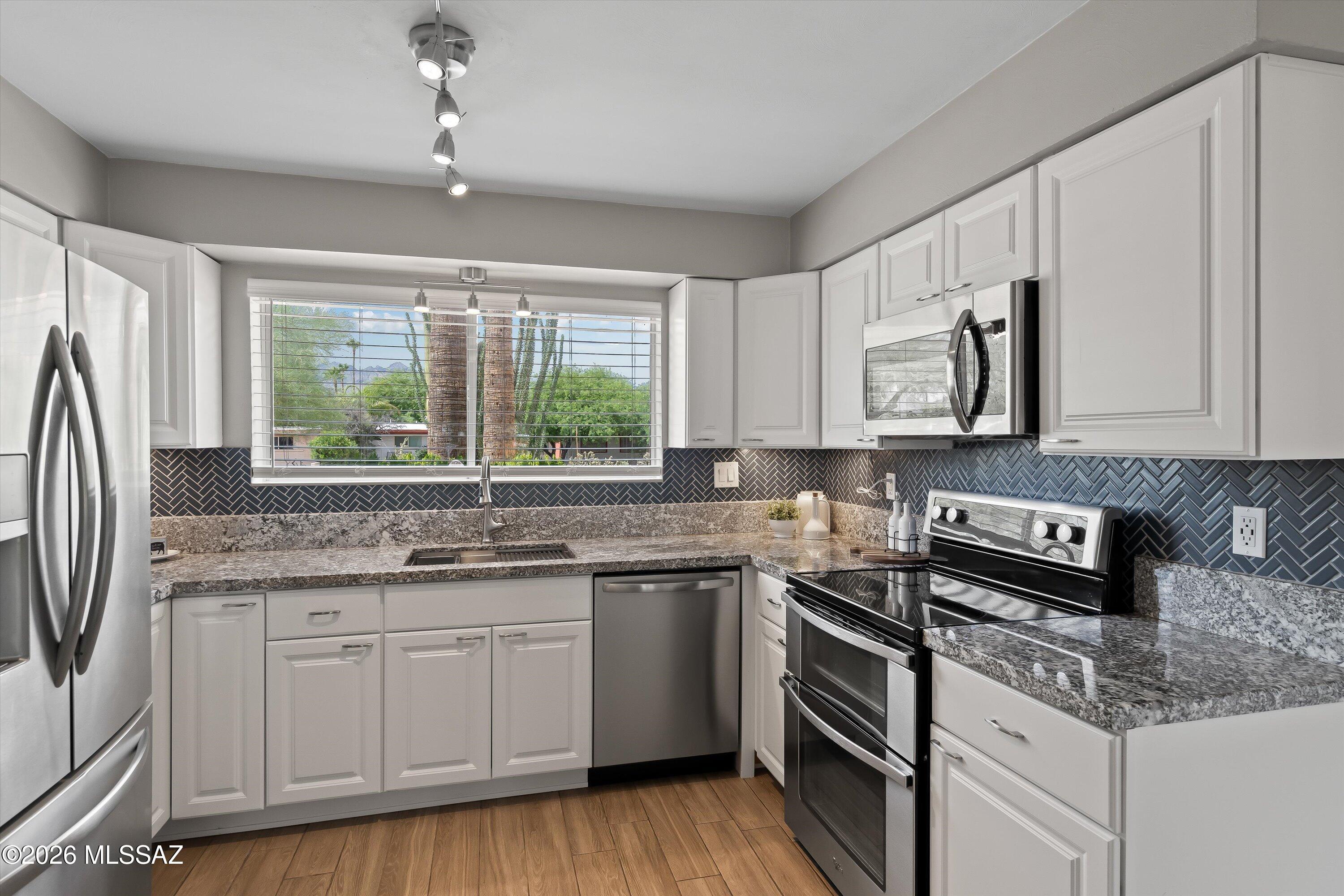 Silver Shadows Estates - Residential