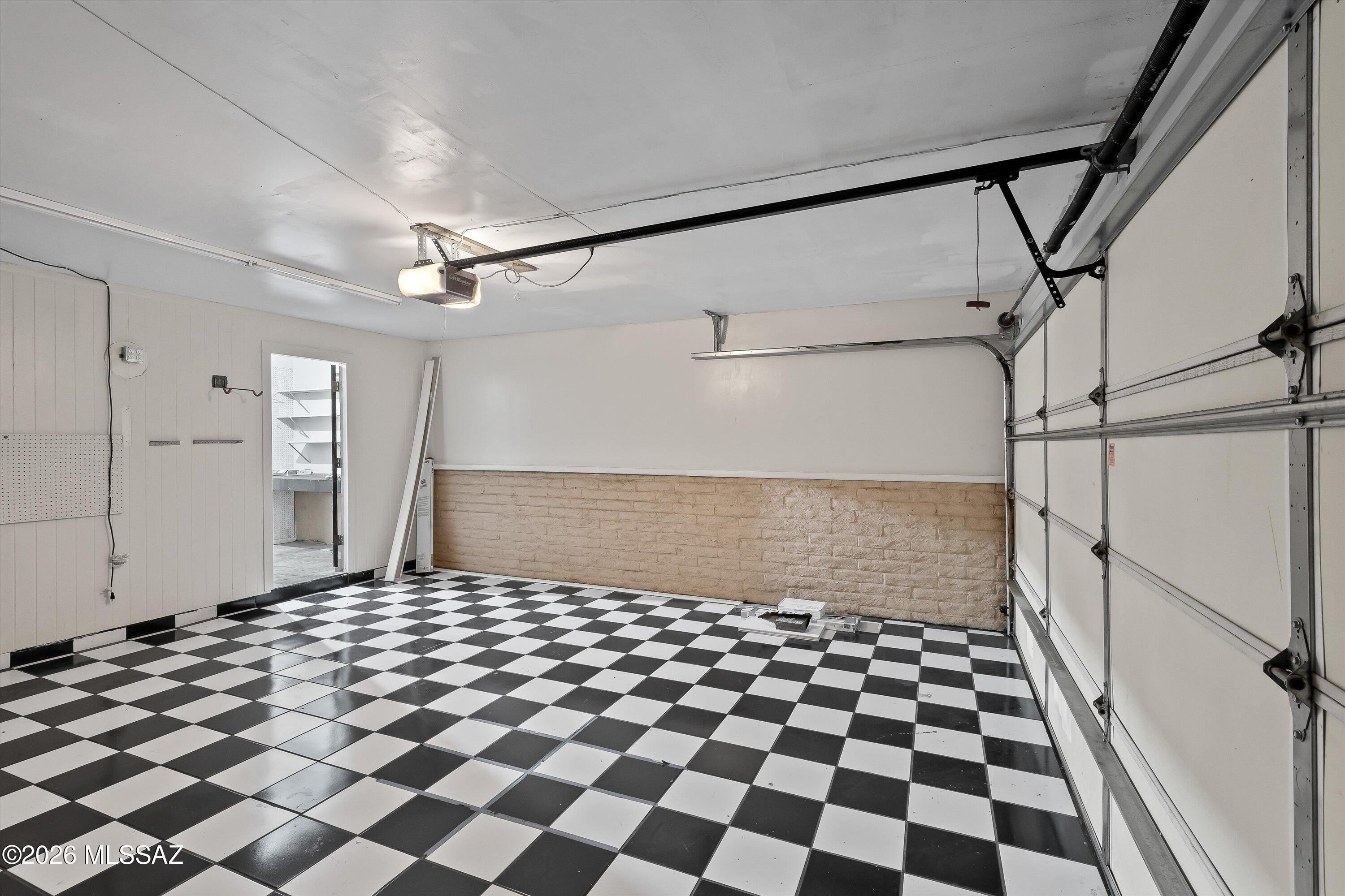 Silver Shadows Estates - Residential