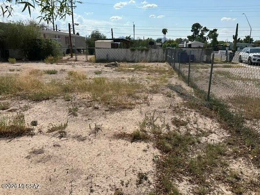 3148 N FLOWING WELLS RD, TUCSON, AZ 85705 - Image da4c8337dbca2d80db55ad0b309c3c35/3016982325