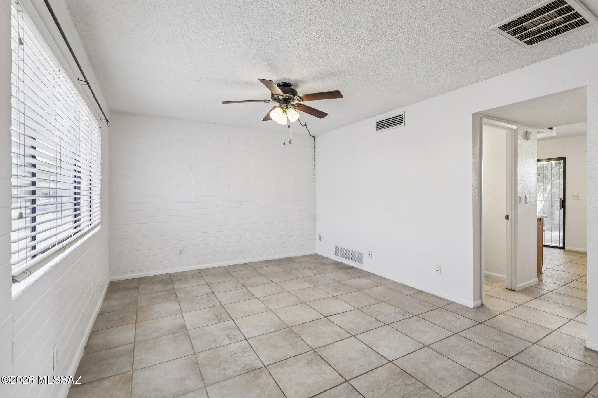 1378 S Avenida Polar L-3