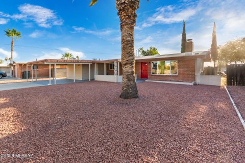 Photo of 1840 S Augusta Circle, Tucson, AZ 85710 (MLS # 22619881)