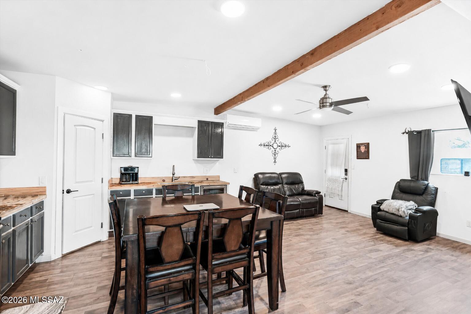 11402 S Cherokee Lane
