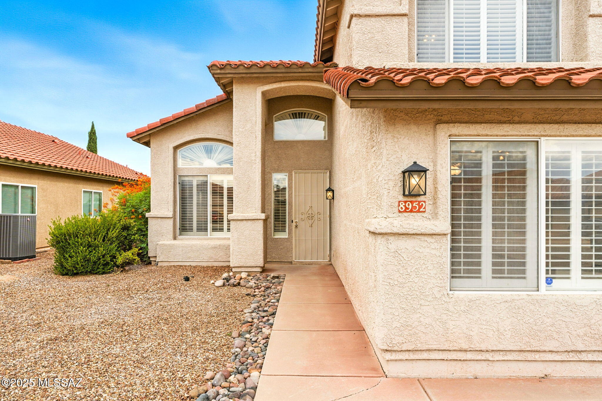 8952 E Rainsage Street