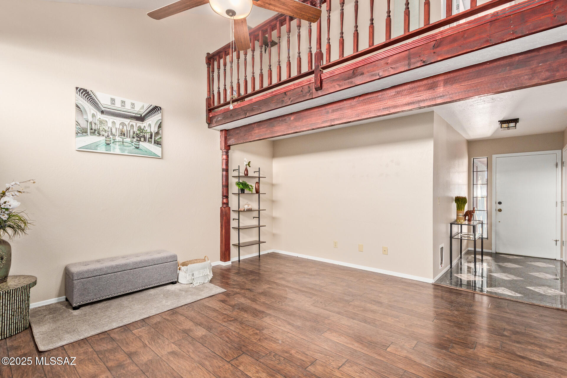 1525 N Bryant Avenue