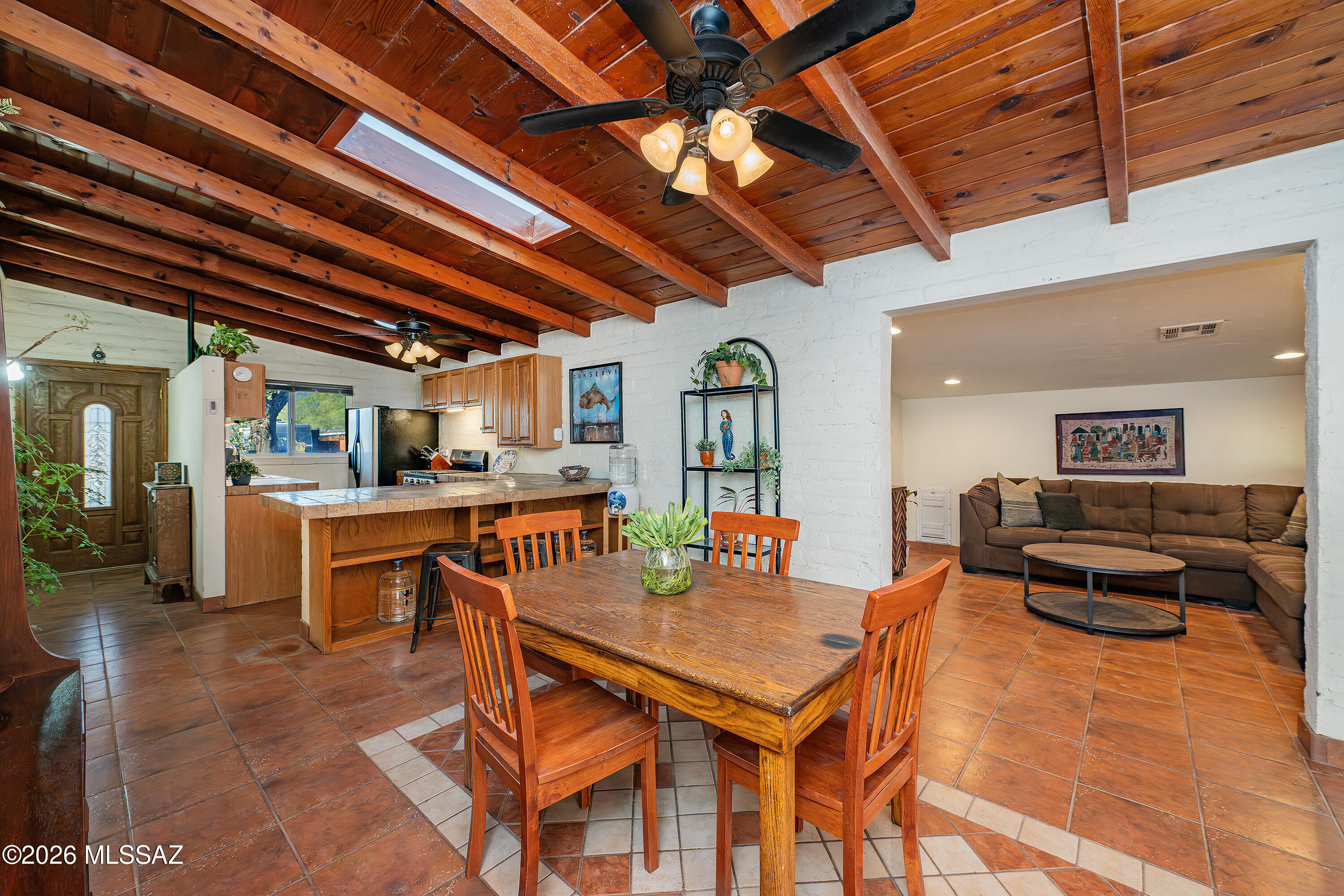 4402 E Waverly Street