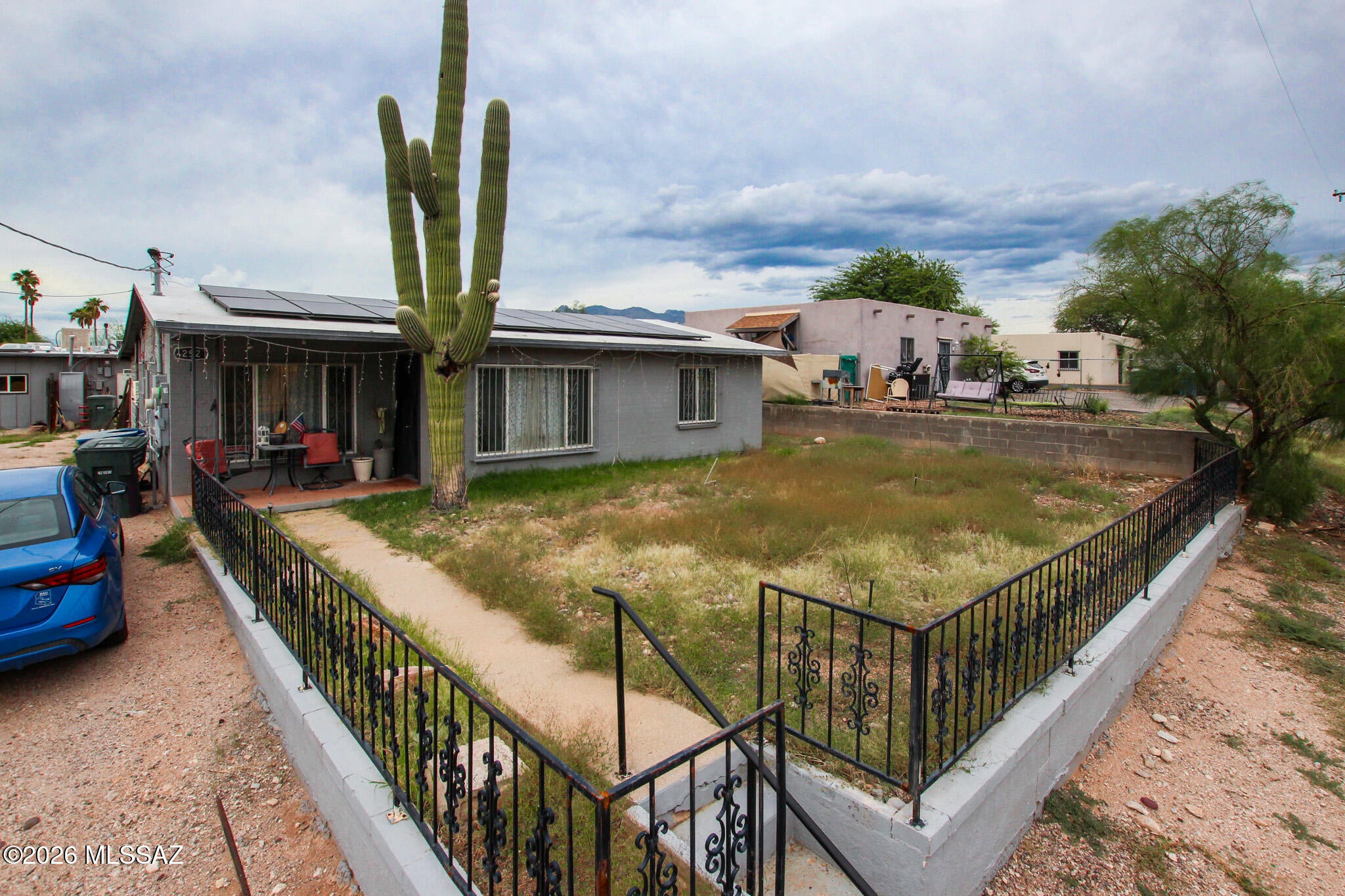 252 W Blacklidge Drive