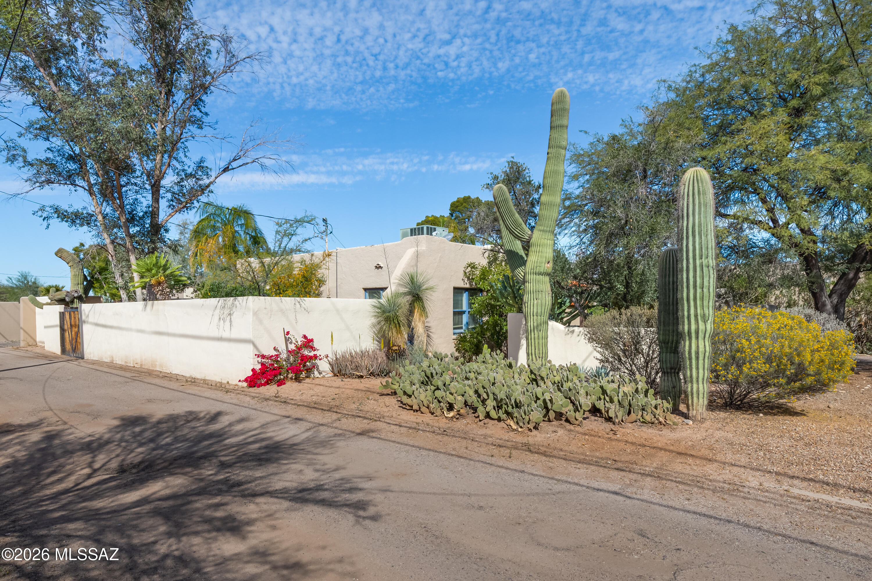 1209 N Stewart Avenue