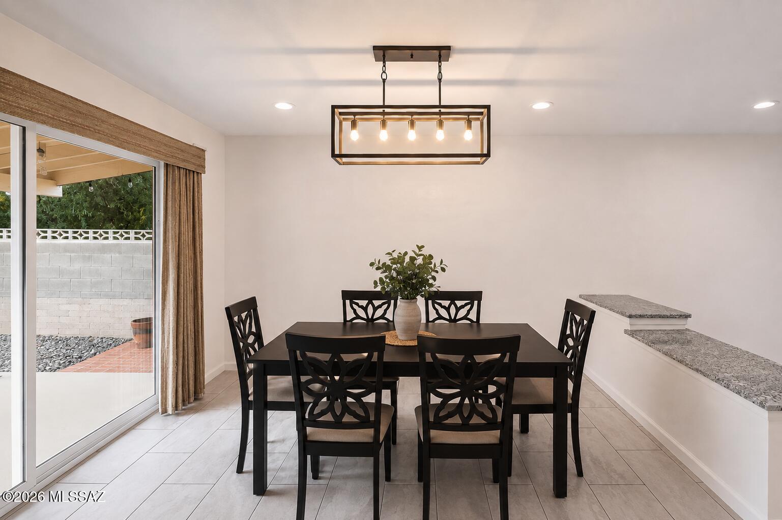 220 S Clausen Circle