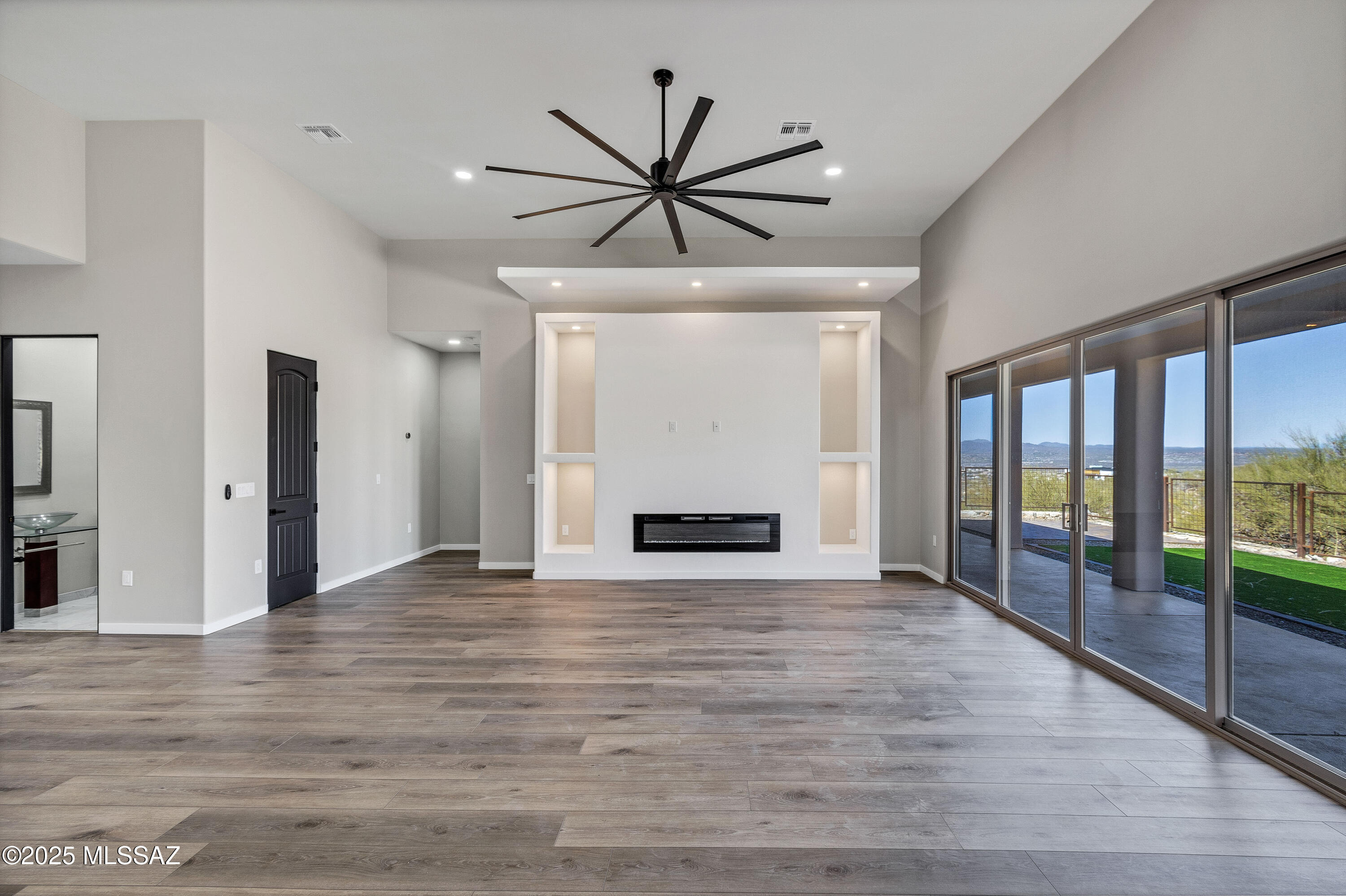 2399 Della Roccia Court